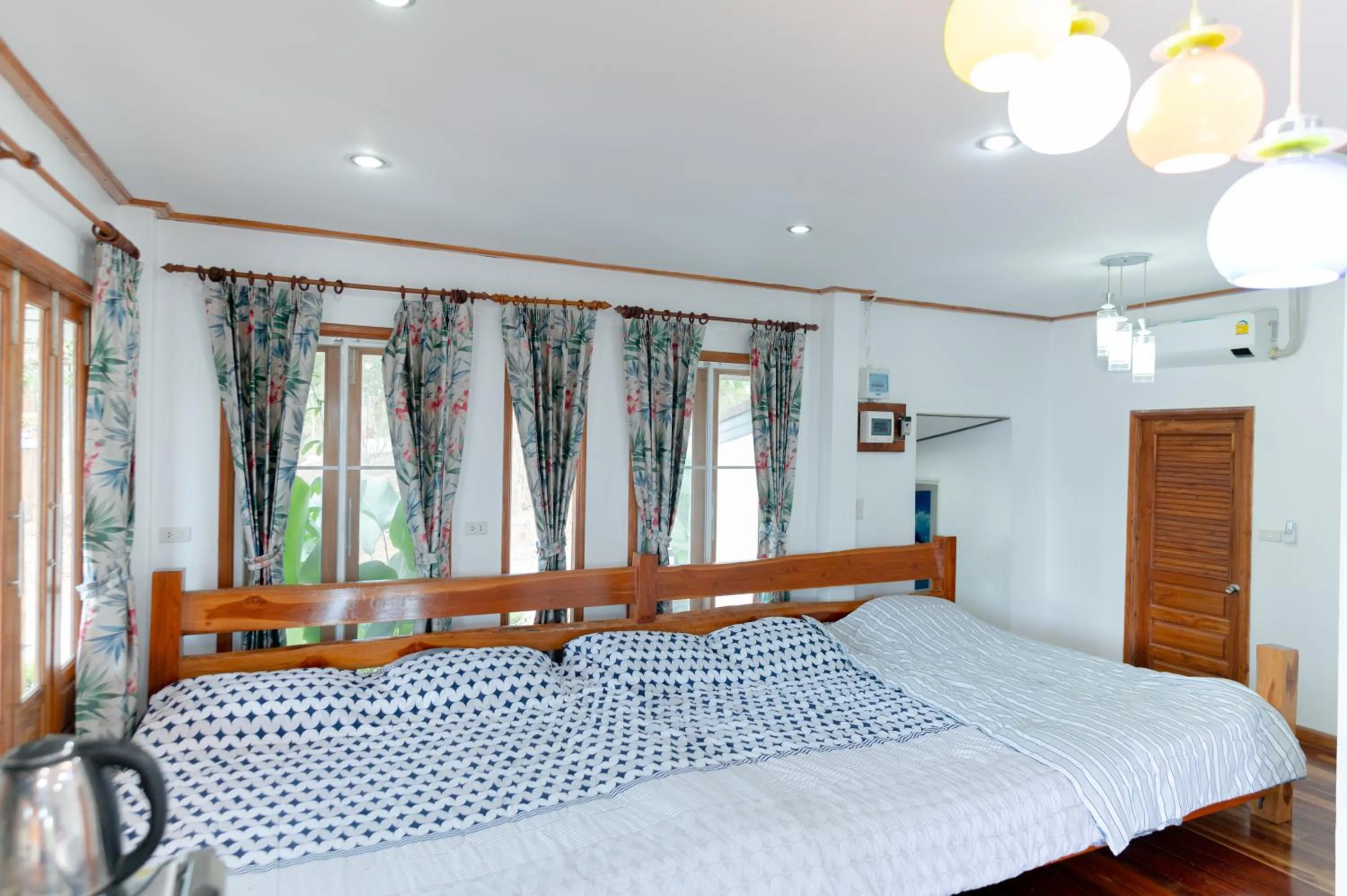 Bed in Ob-Oon Khao Kho Resort