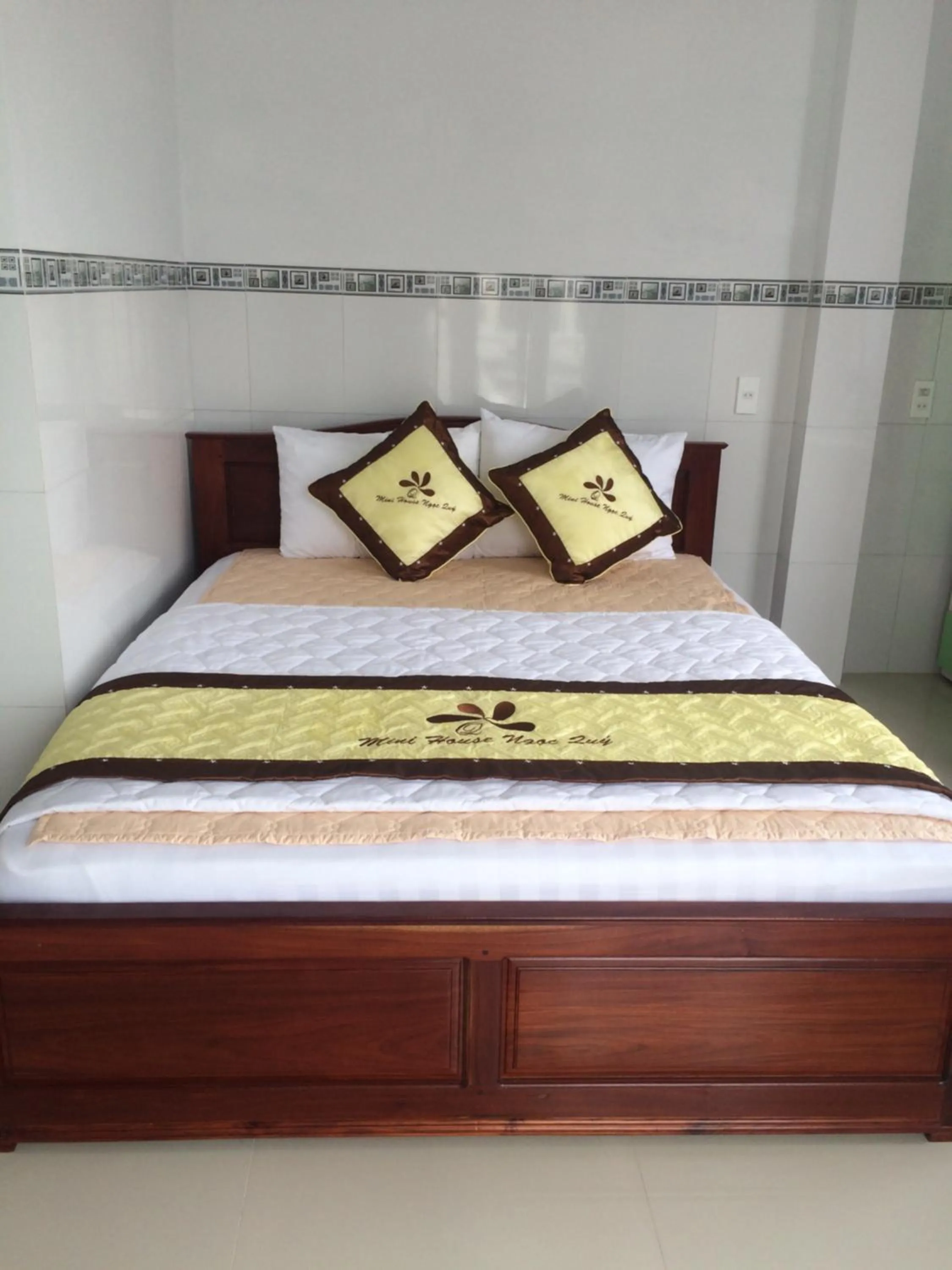 Photo of the whole room, Bed in NGỌC QUÝ Mini House