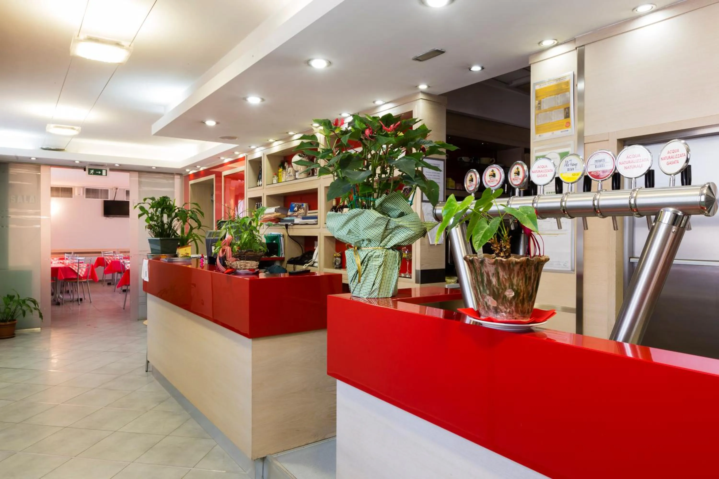 Restaurant/places to eat in Albergo Verdi