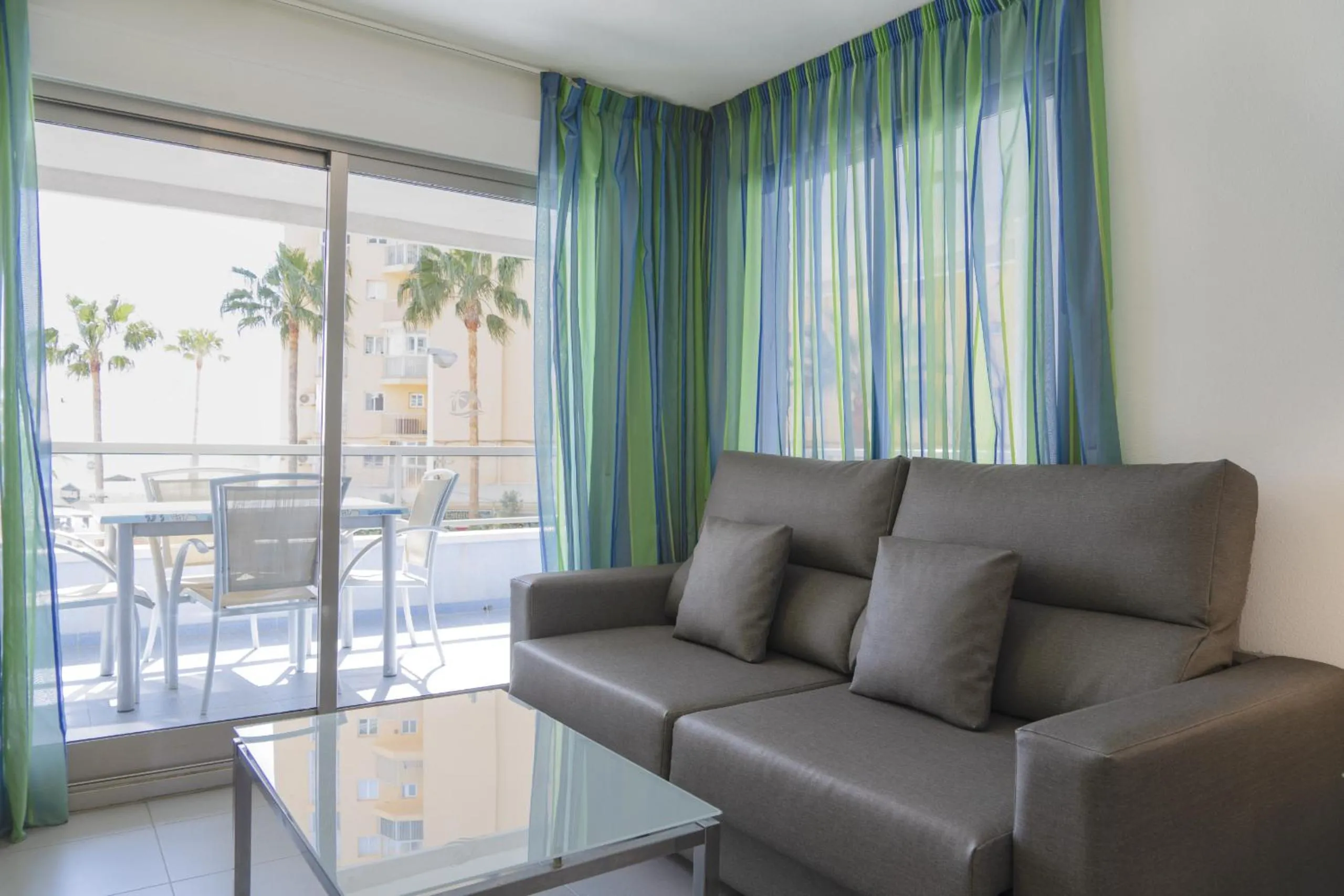 Communal lounge/ TV room in Apartamentos Hipocampos Calpe Rent Apart