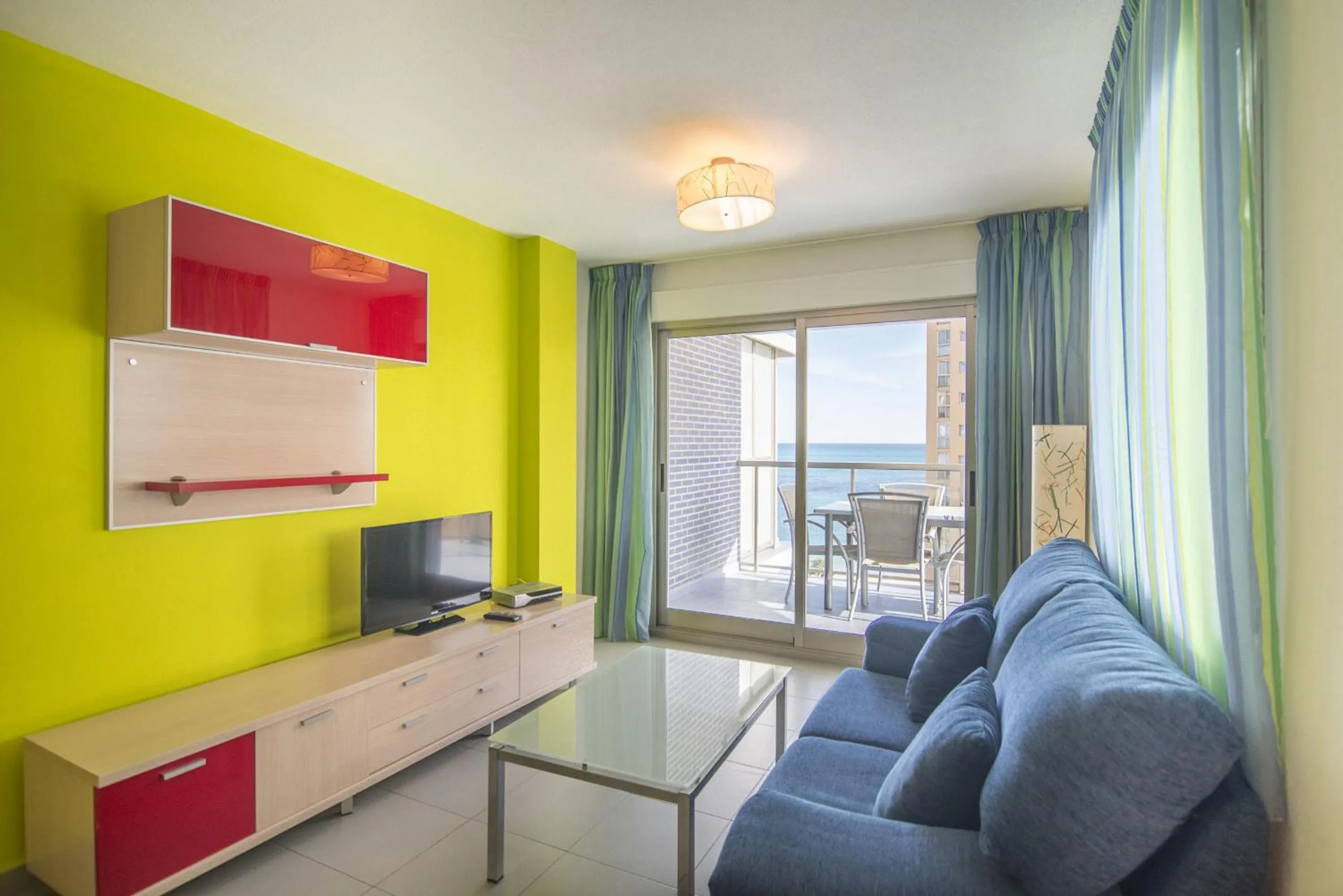 Communal lounge/ TV room in Apartamentos Hipocampos Calpe Rent Apart