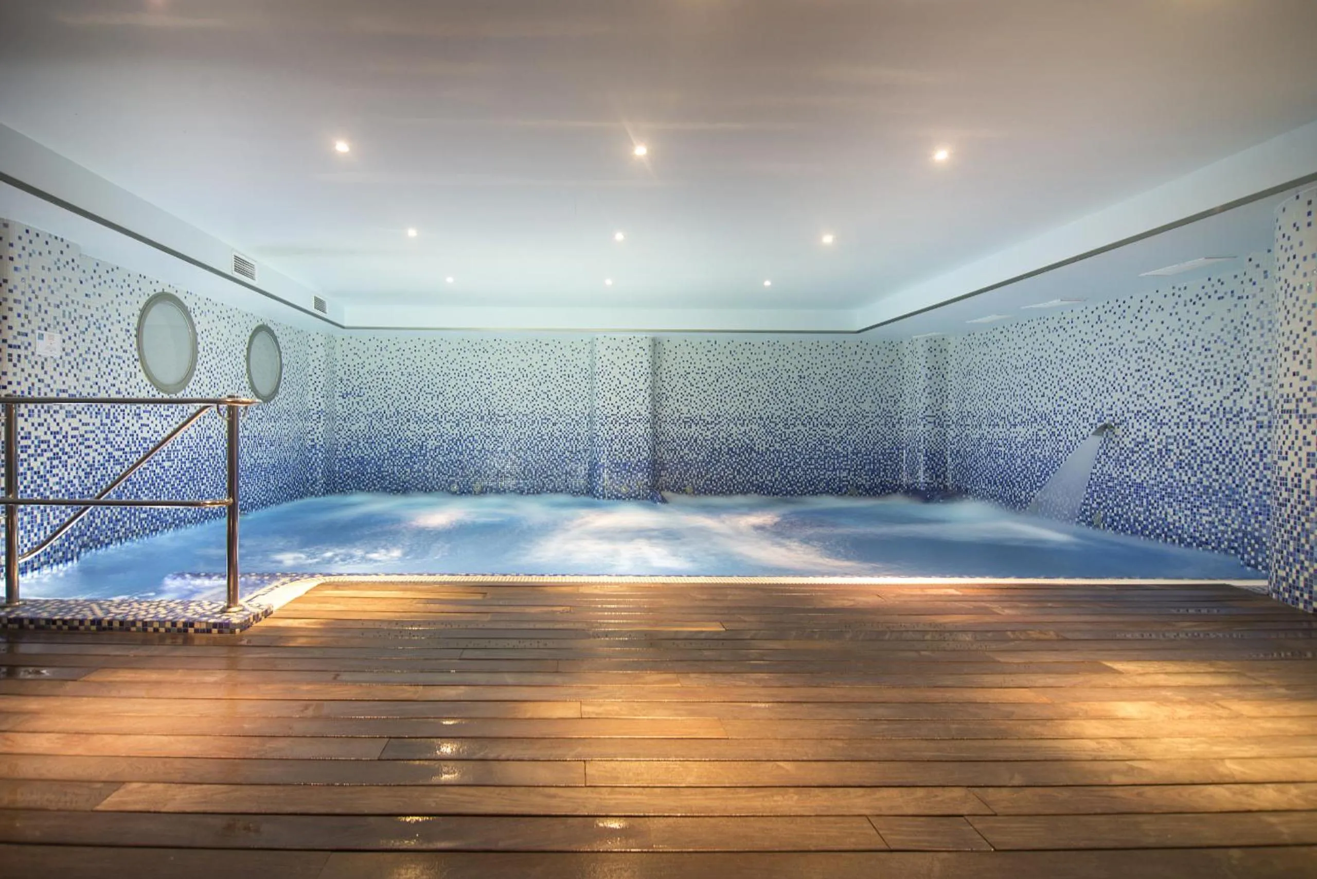 Swimming pool in Apartamentos Hipocampos Calpe Rent Apart