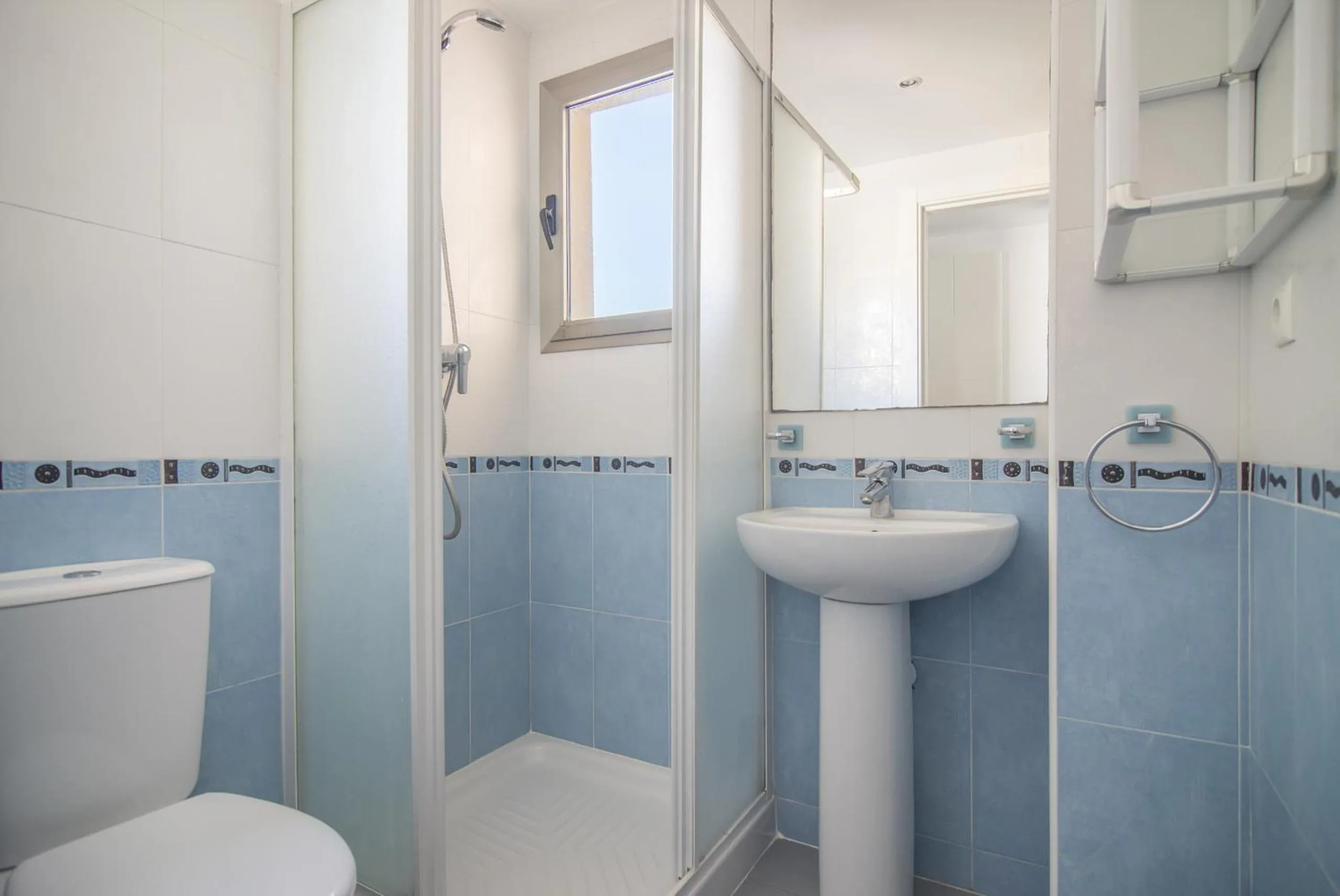 Bathroom in Apartamentos Hipocampos Calpe Rent Apart