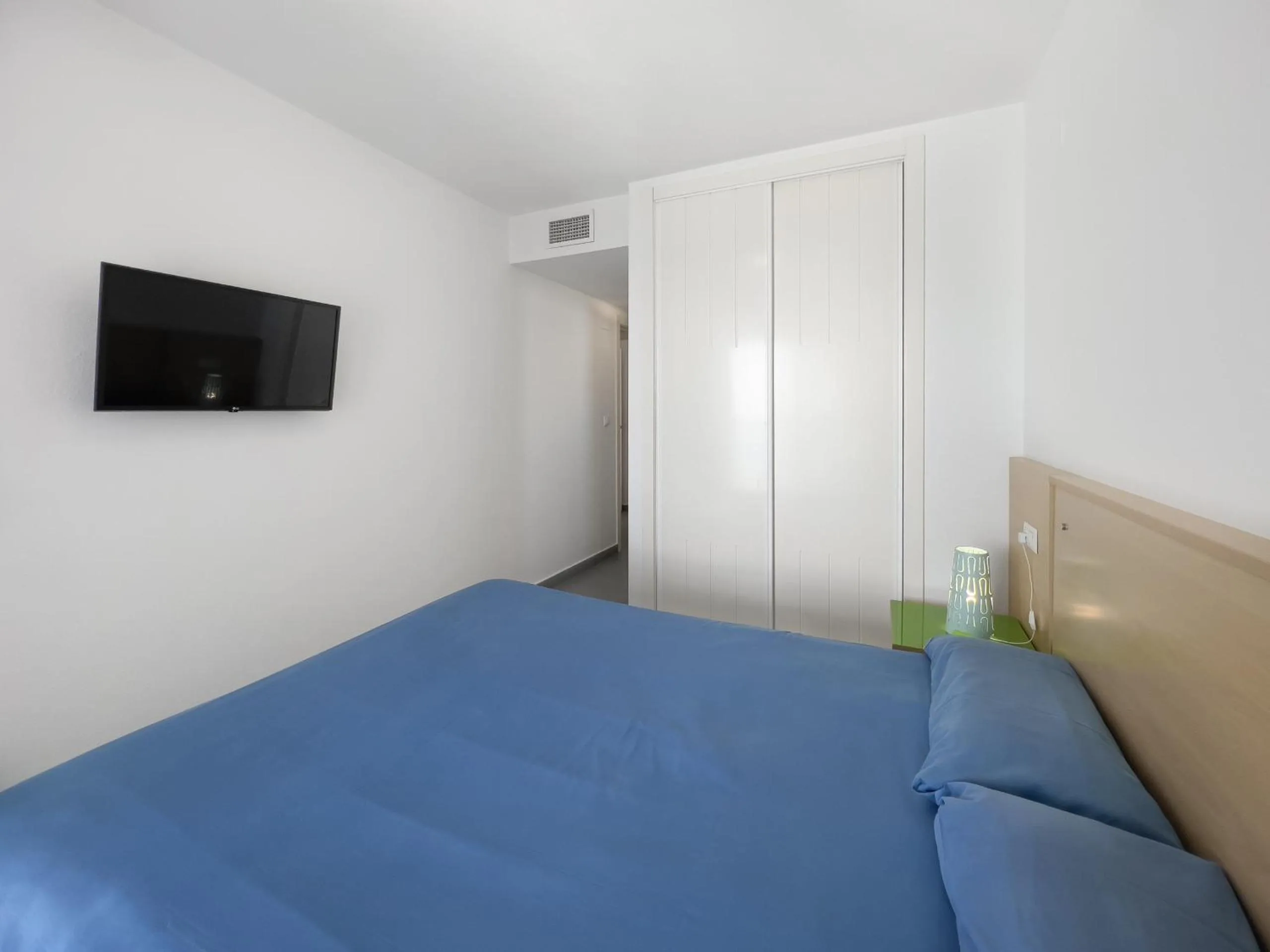 Bed in Apartamentos Hipocampos Calpe Rent Apart