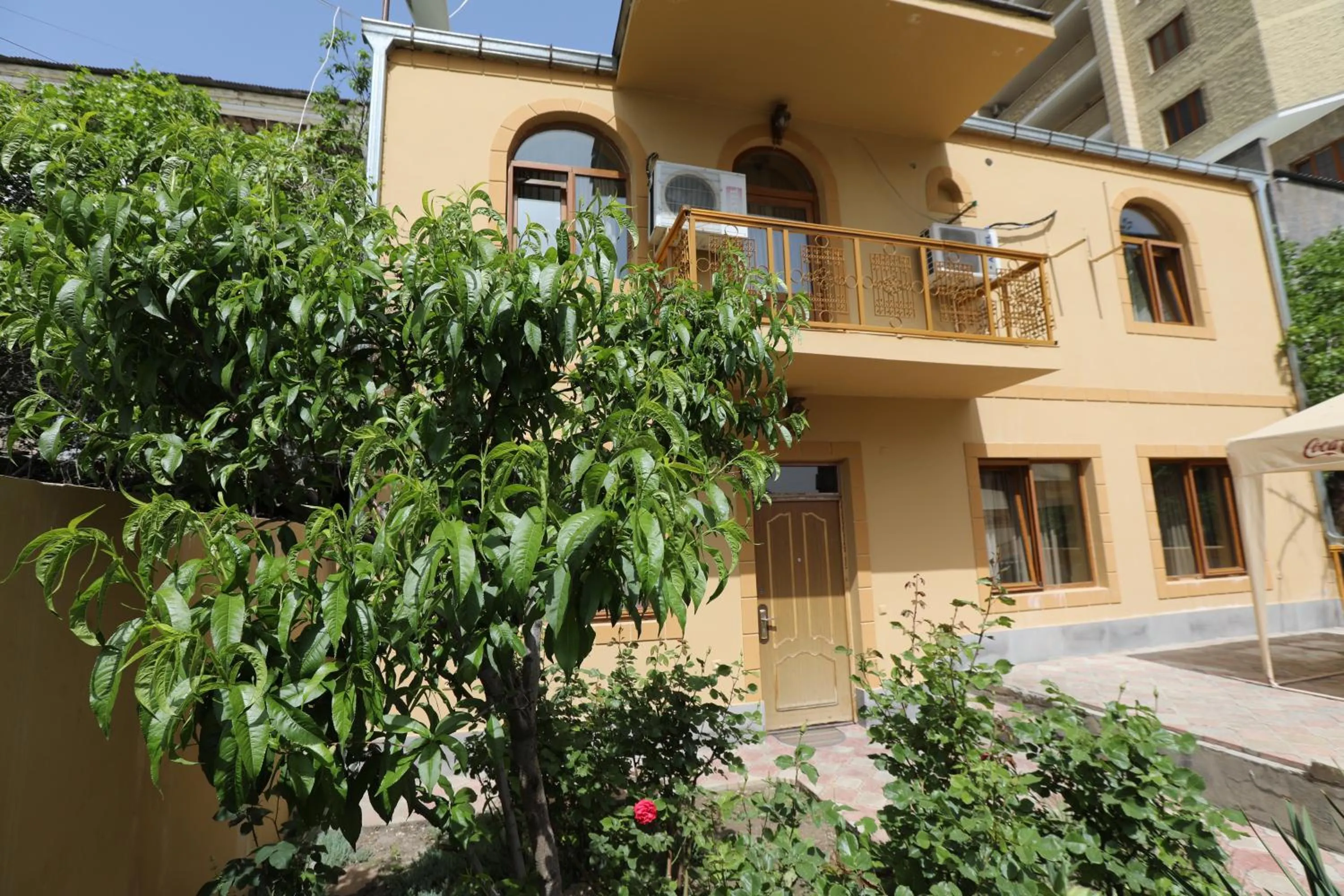 Balcony/Terrace in Popock Baghramyan
