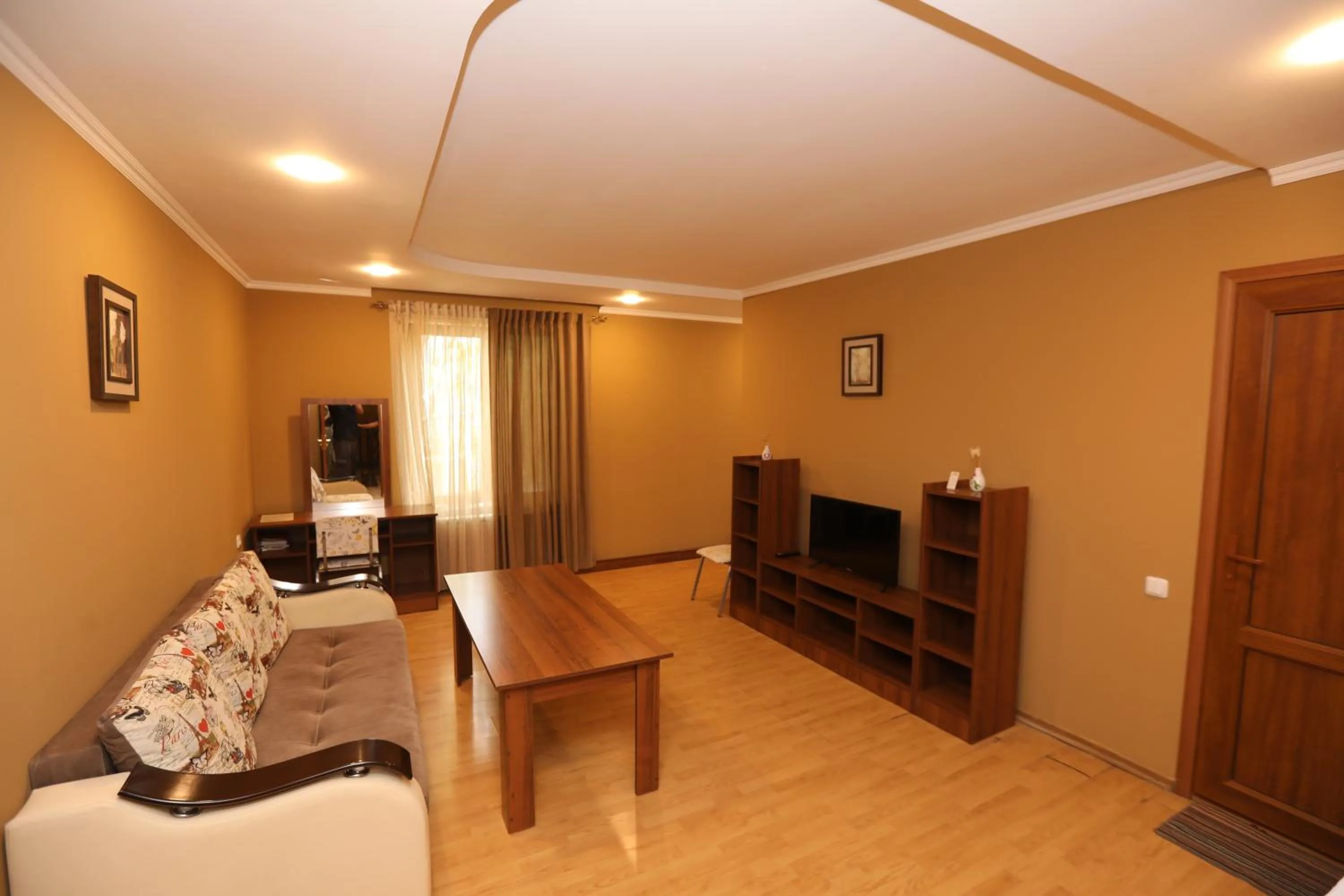 Seating area in Popock Baghramyan