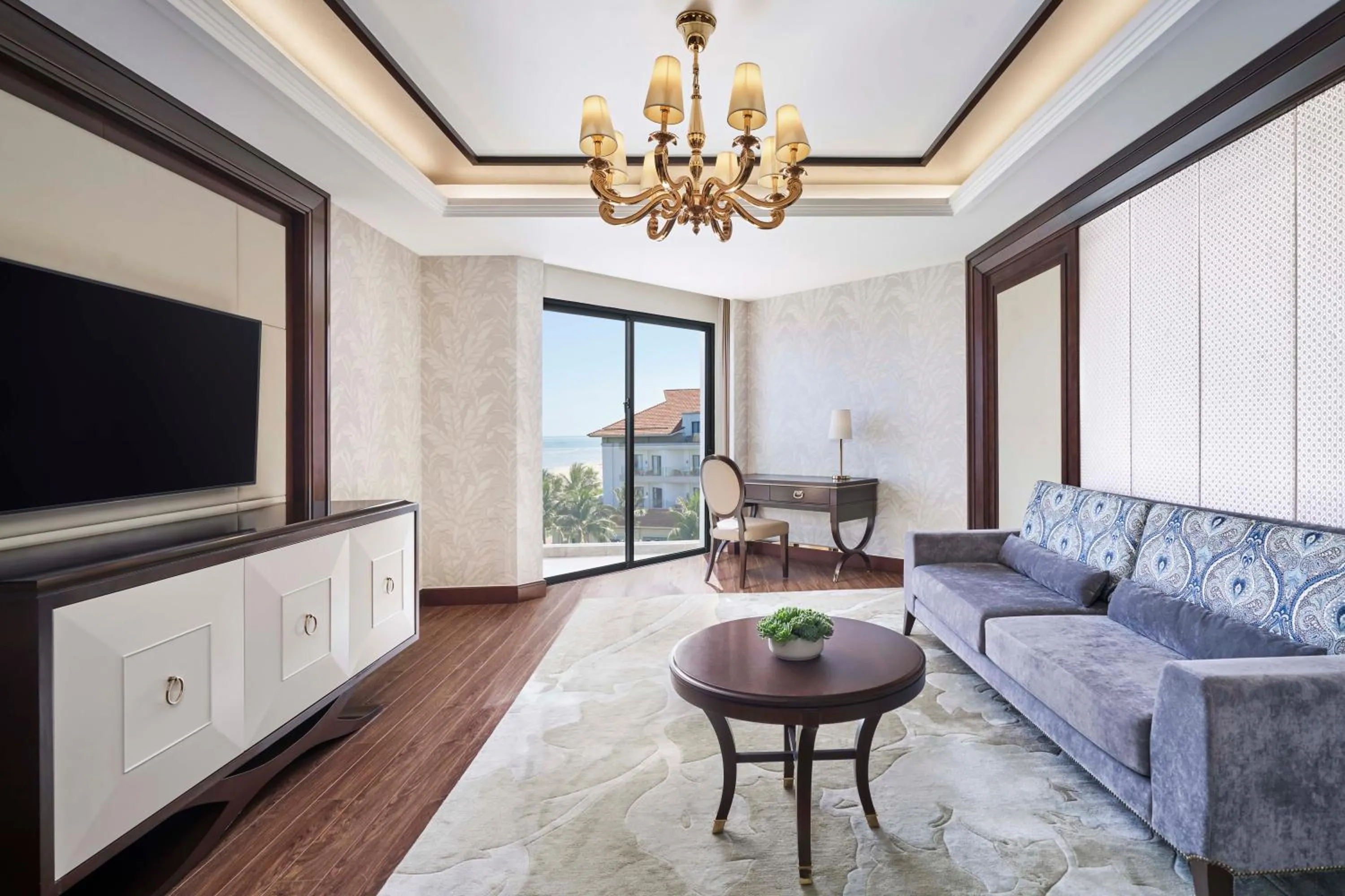 TV and multimedia in Vinpearl Resort & Spa Hoi An