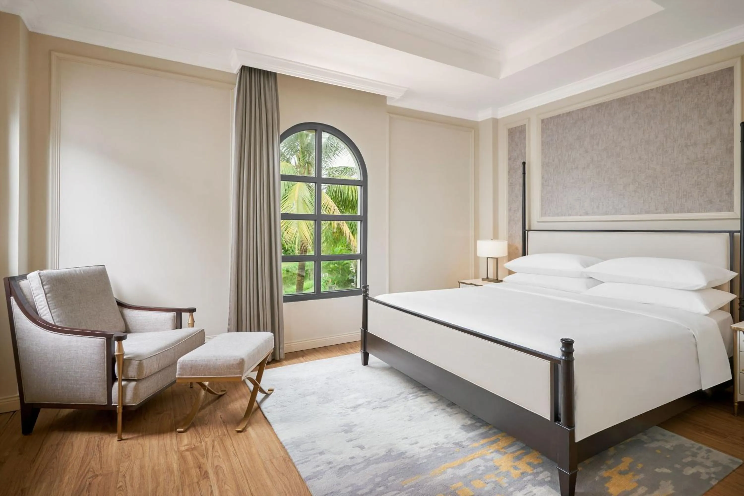 Other, Bed in Danang Marriott Resort & Spa, Non Nuoc Beach Villas