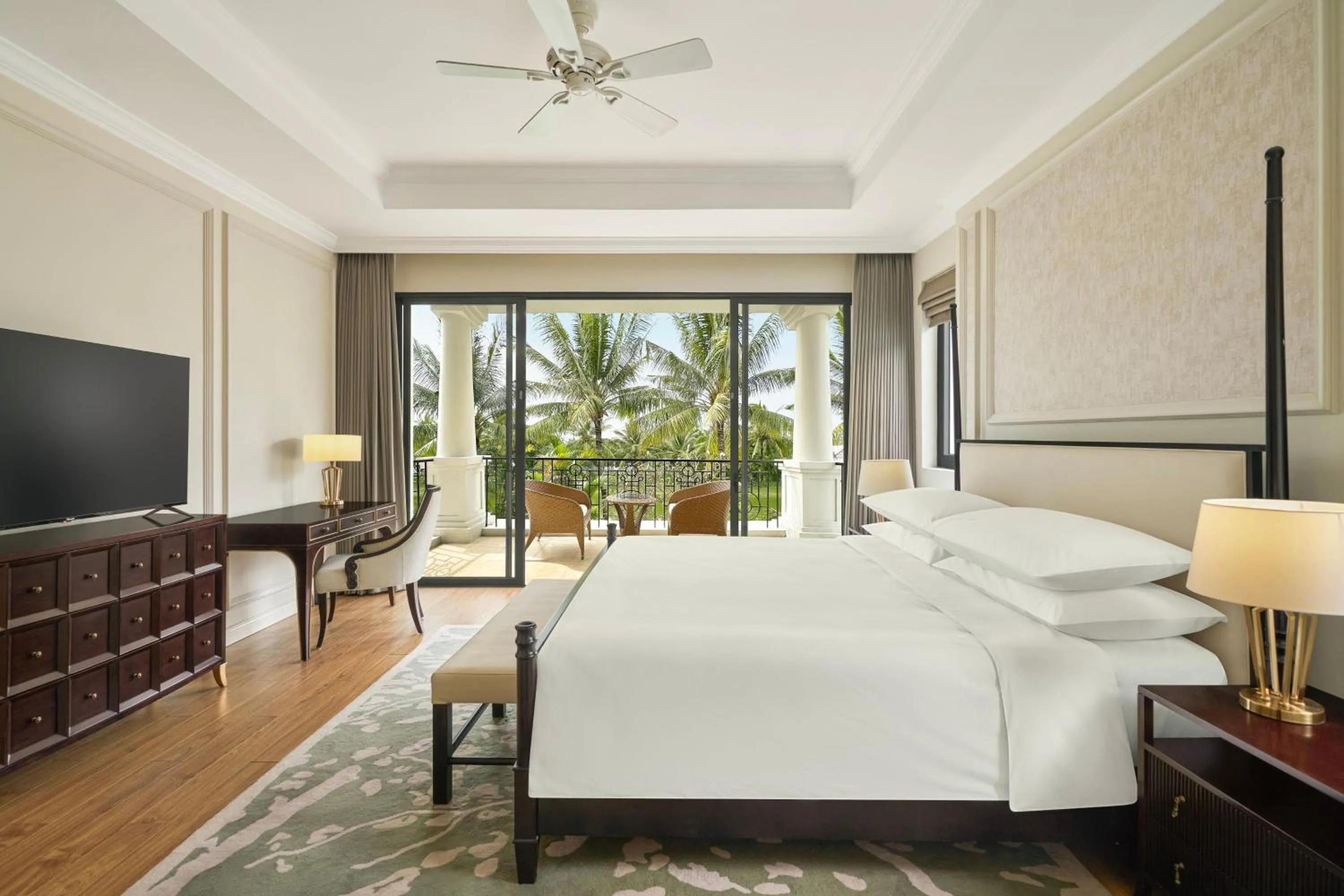 Other, Bed in Danang Marriott Resort & Spa, Non Nuoc Beach Villas