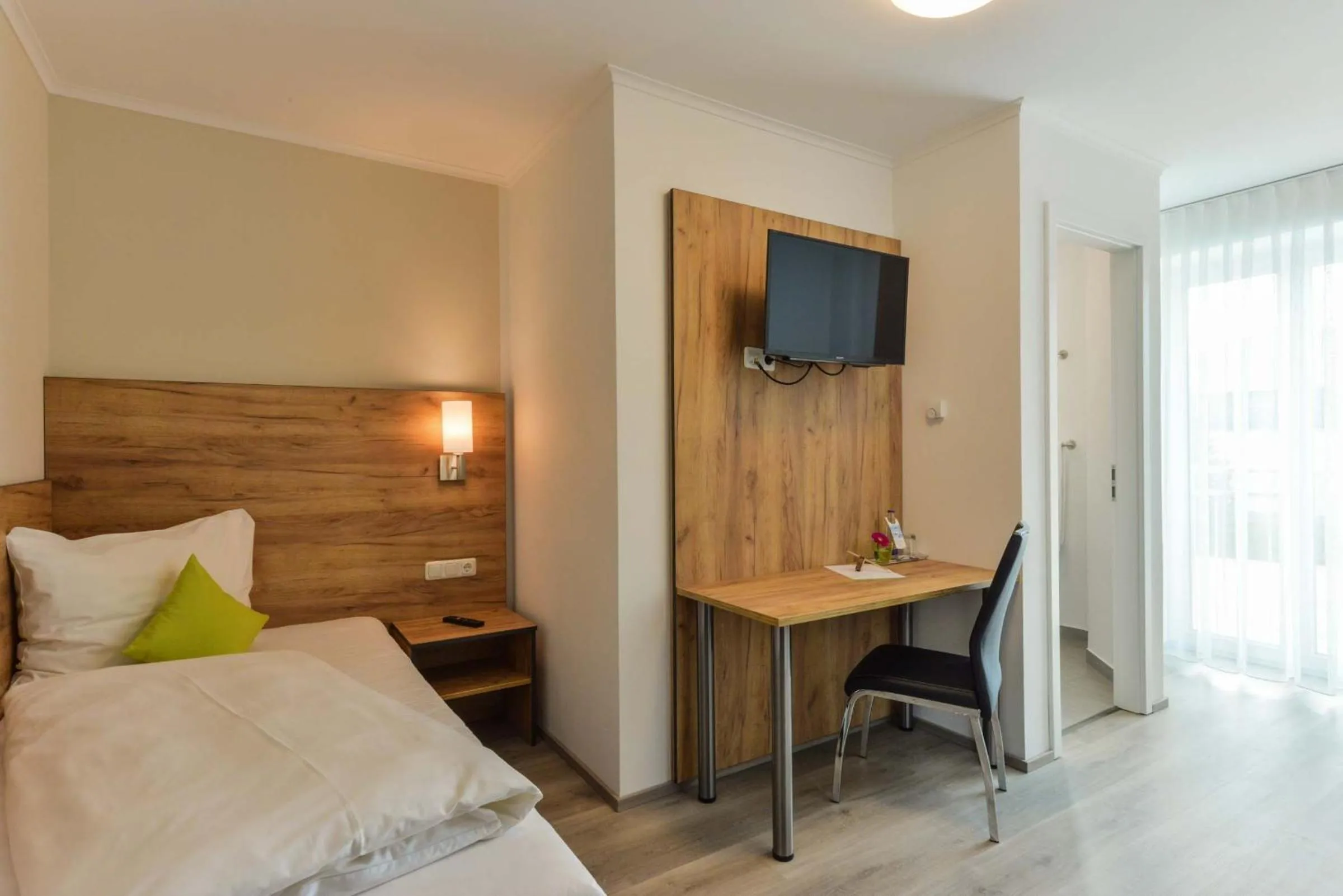 Photo of the whole room, Bed in Maiers Hotel Parsberg