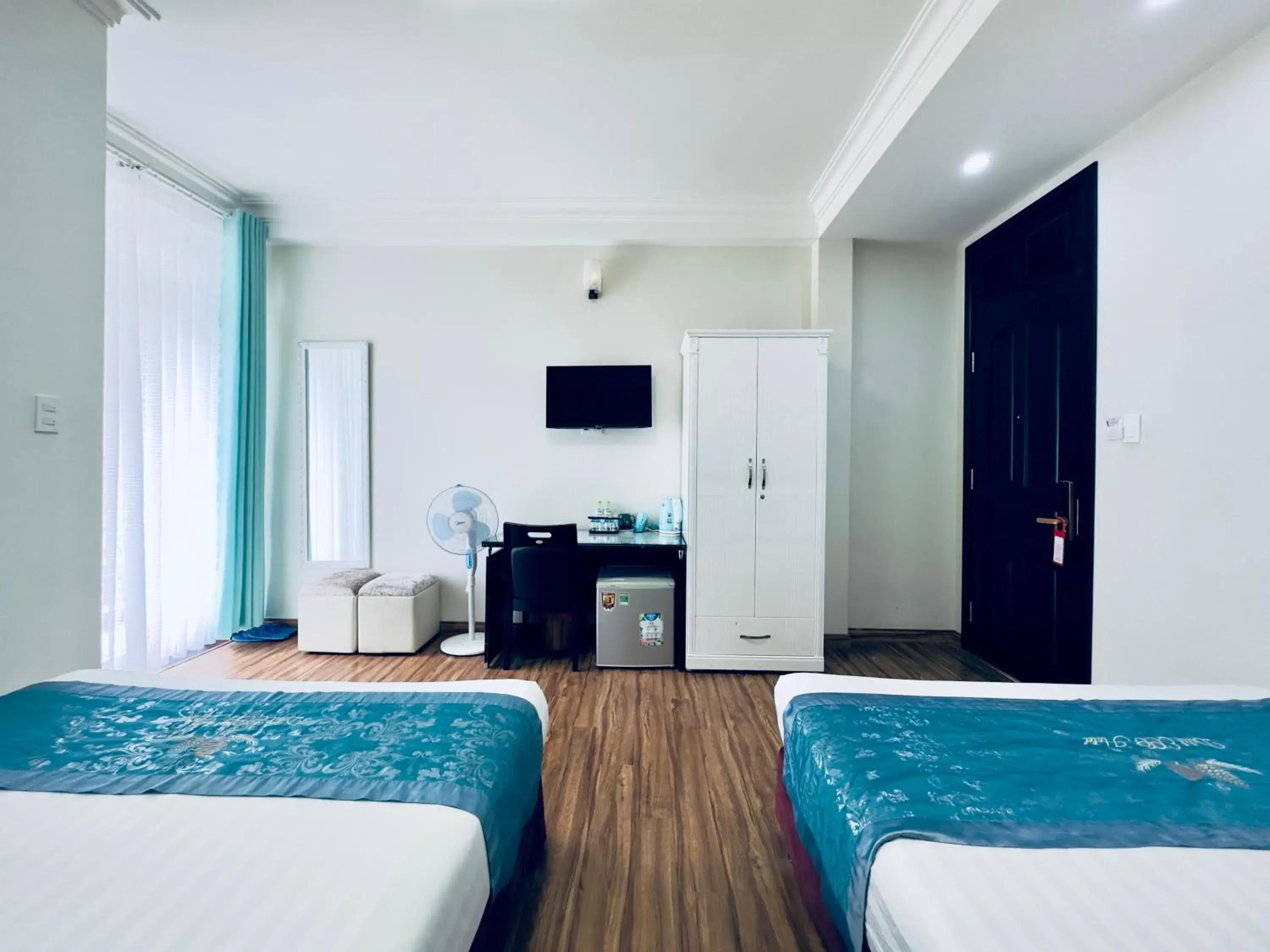 Quadruple Room with Balcony in Dalat Eco Hotel Quadruple Room with Balcony in Dalat Eco Hotel