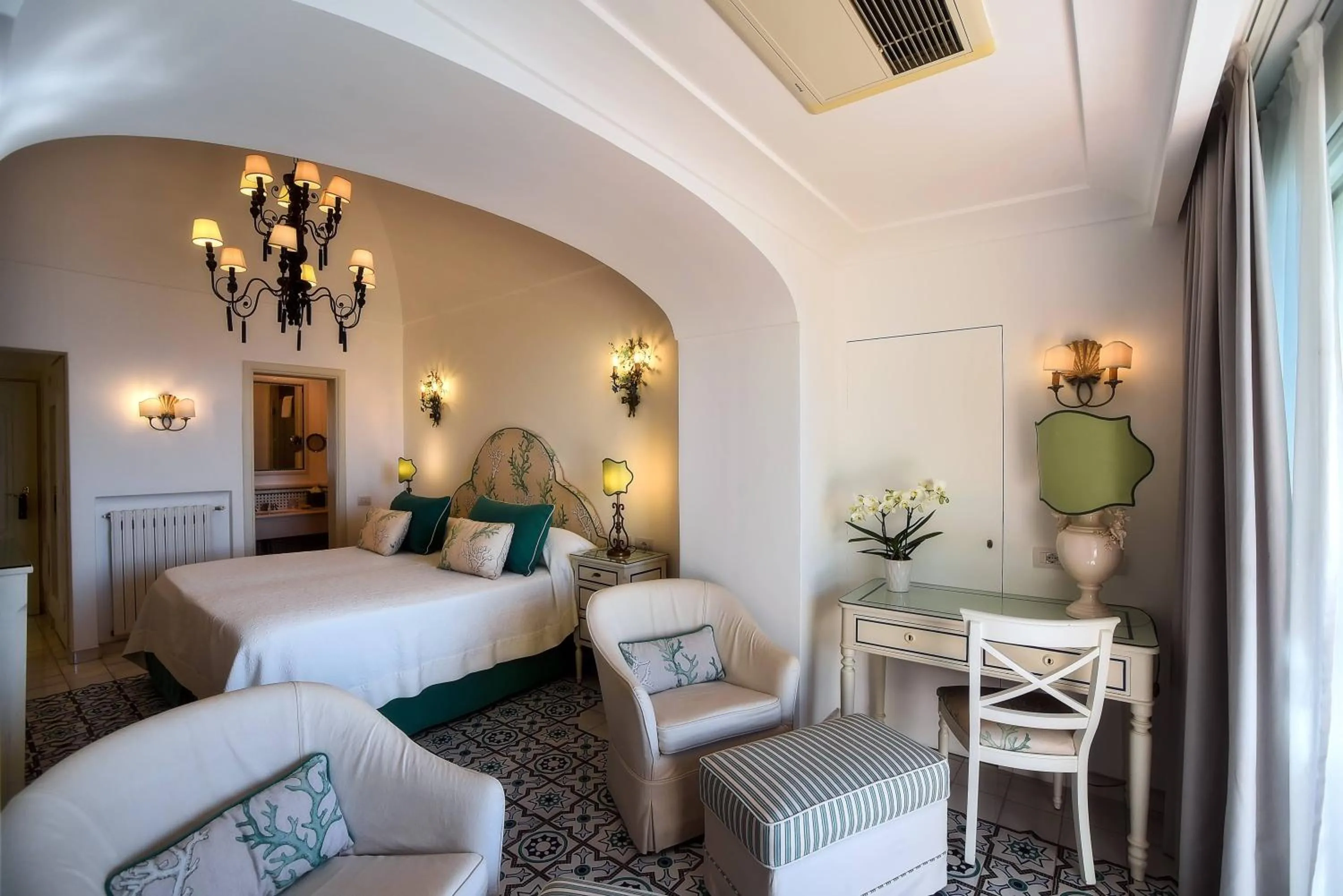 Bedroom, Bed in Buca Di Bacco