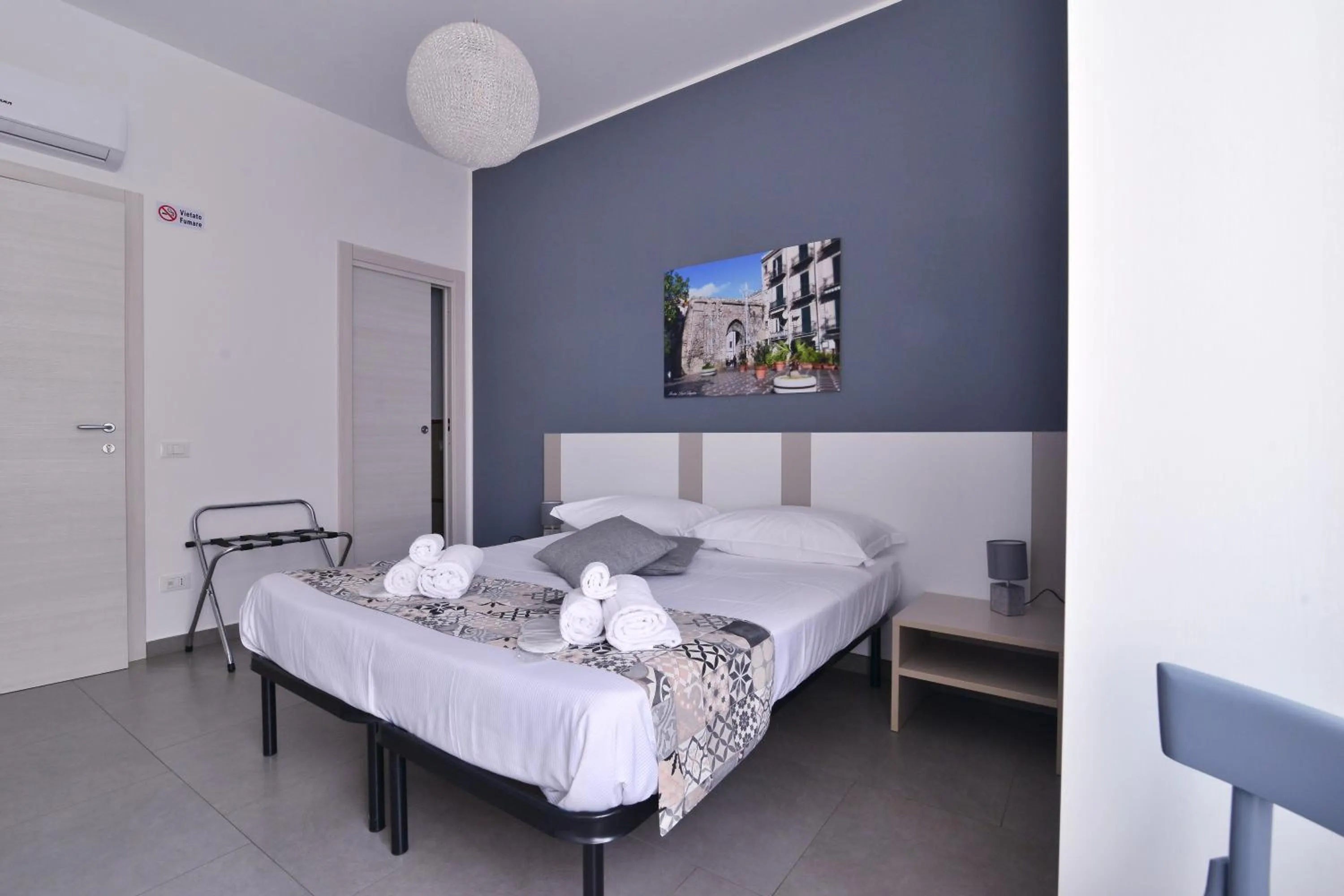 Photo of the whole room, Bed in B&B Le Porte Del Centro