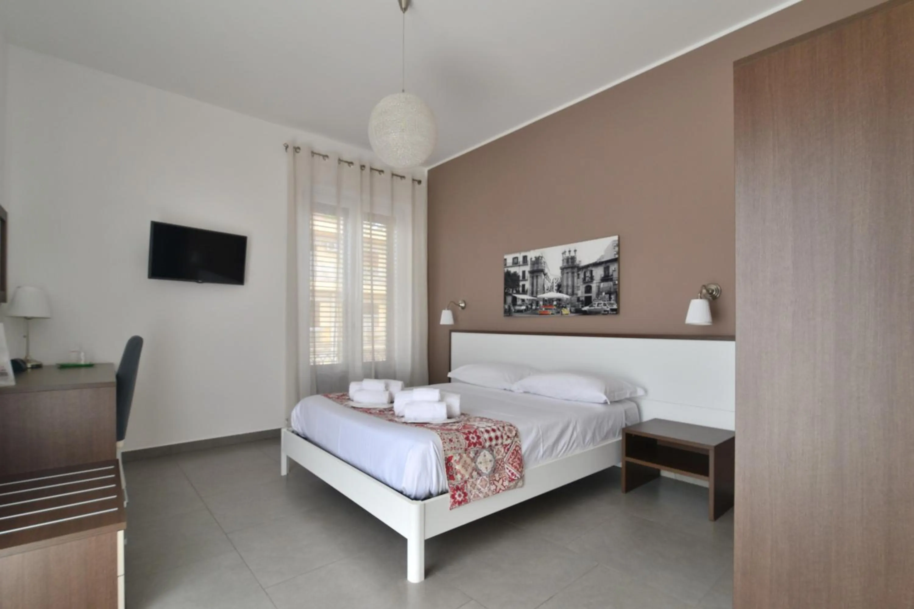 Photo of the whole room, Bed in B&B Le Porte Del Centro
