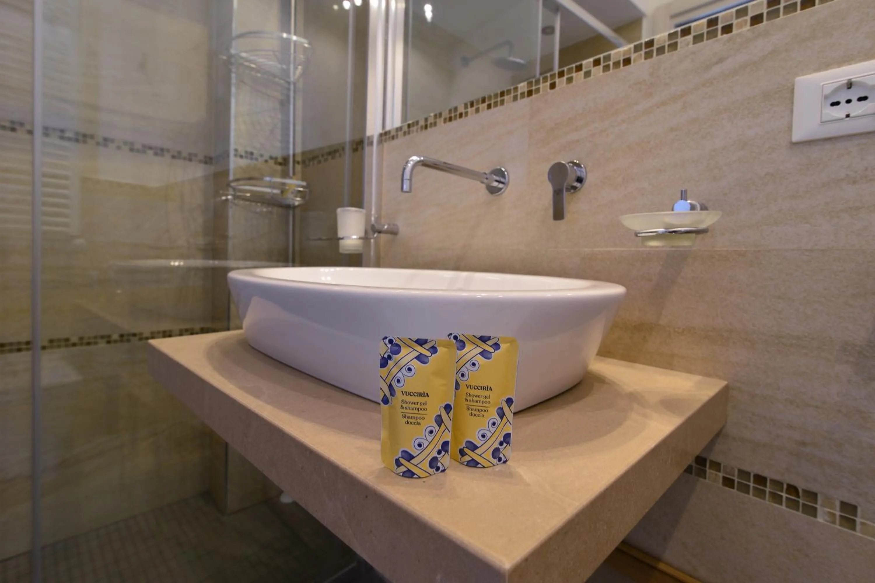 Bathroom in B&B Le Porte Del Centro