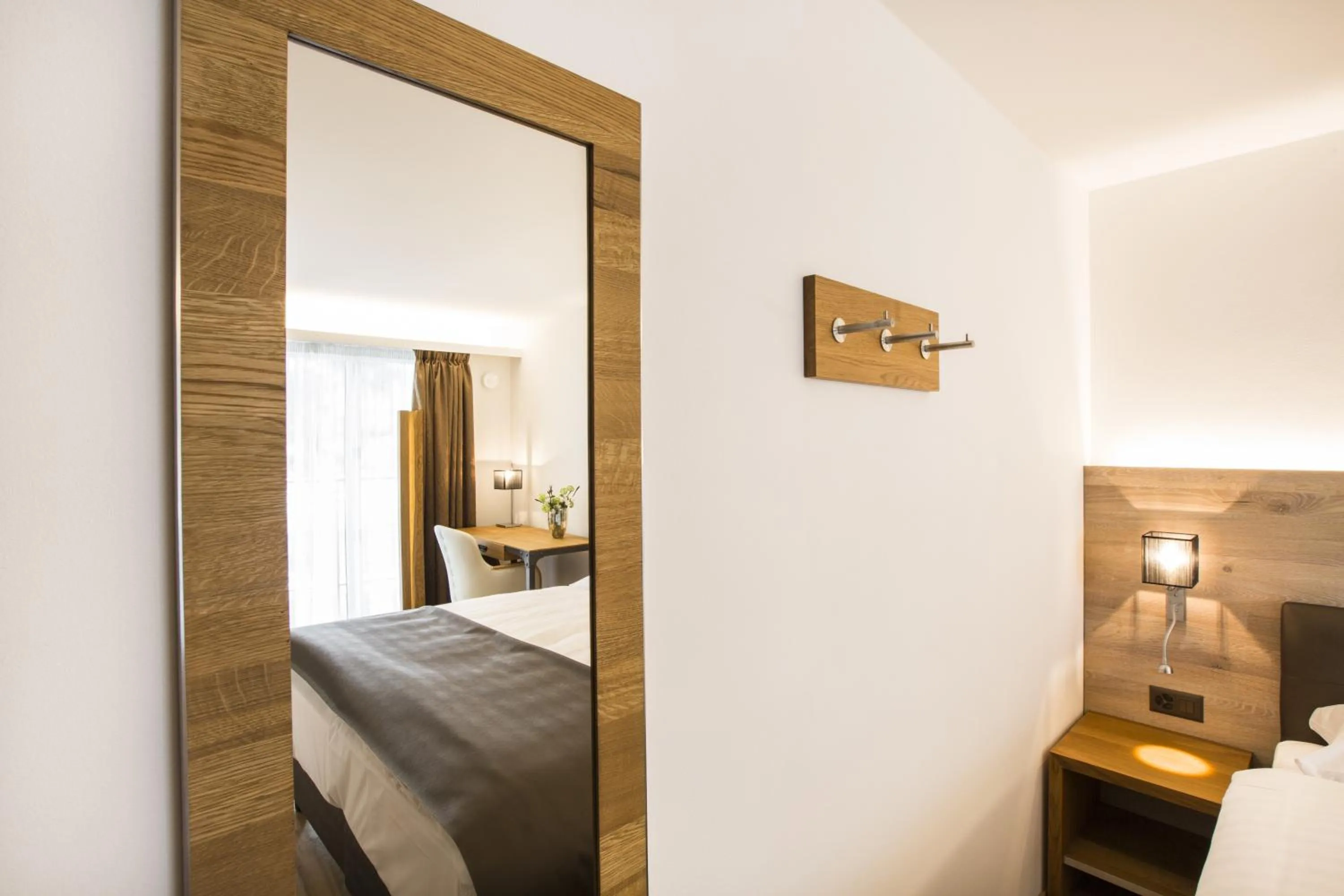 Decorative detail, Bed in Romantik Hotel le Vignier