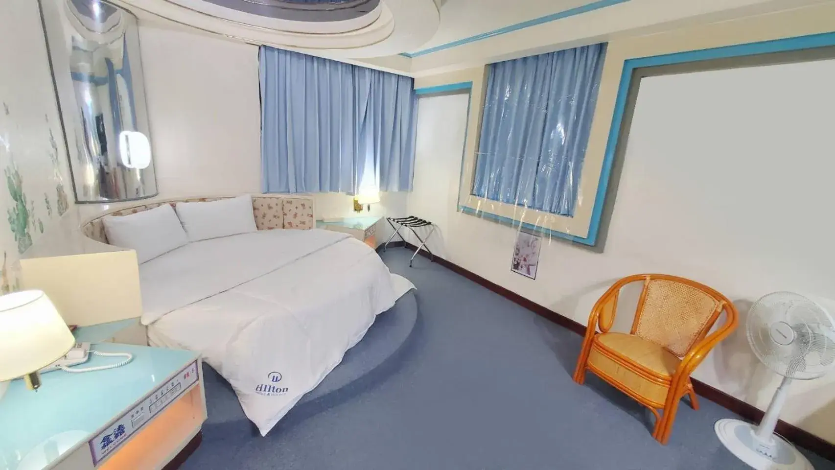 Bed in Hua Ku Hotel Bed in Hua Ku Hotel