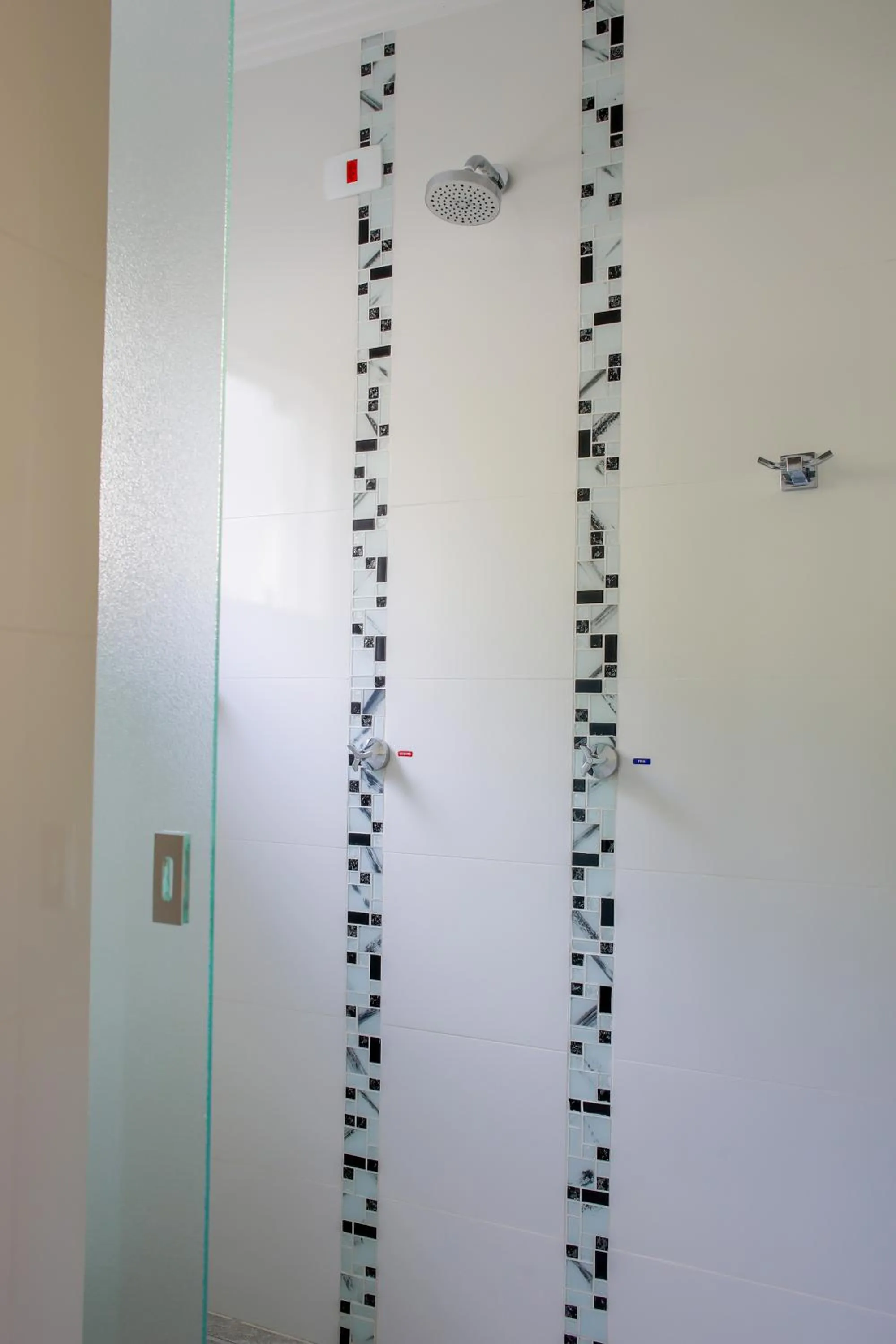 Shower in Pousada Plancton