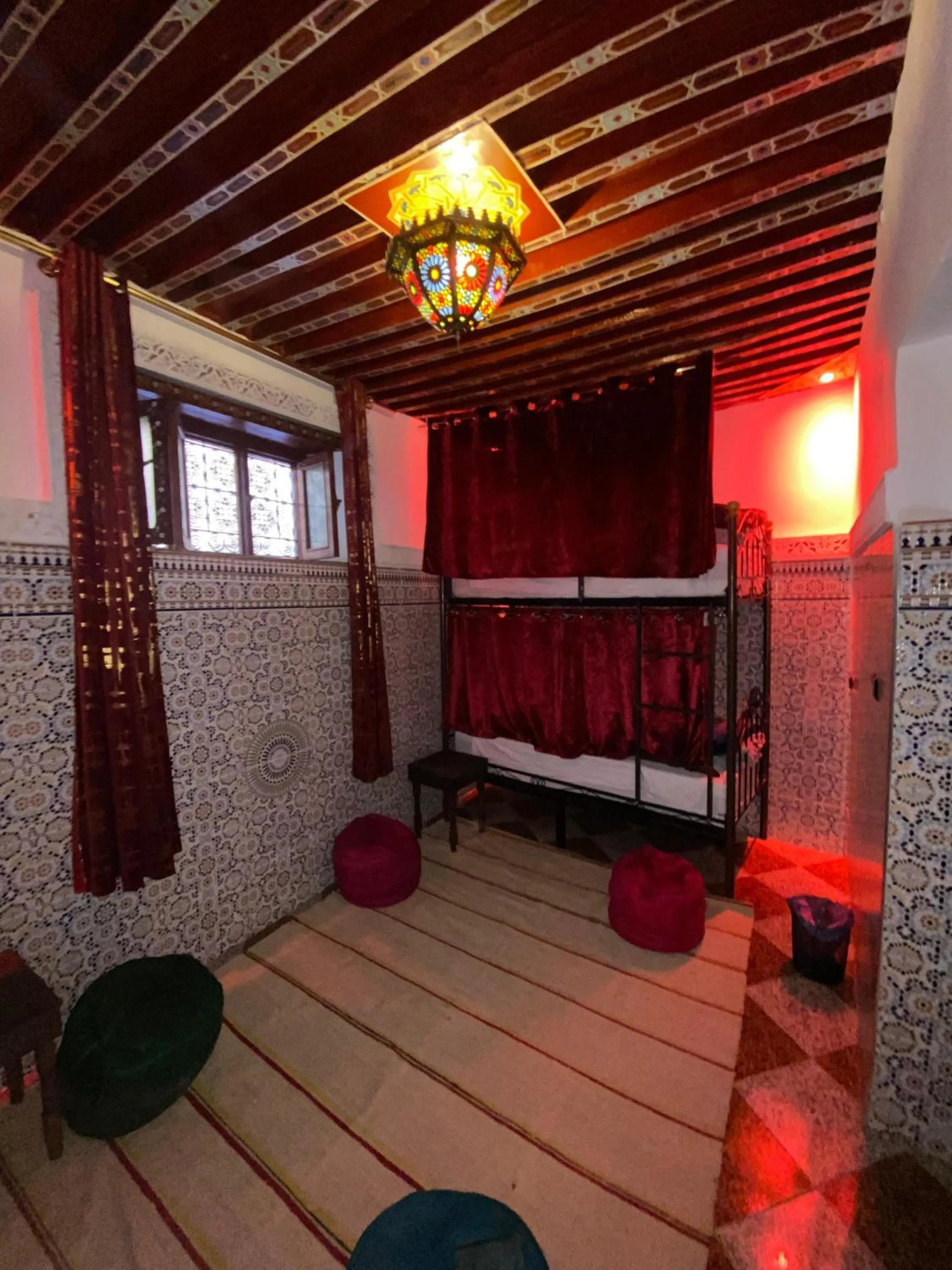 Bed in la Kasbah salam