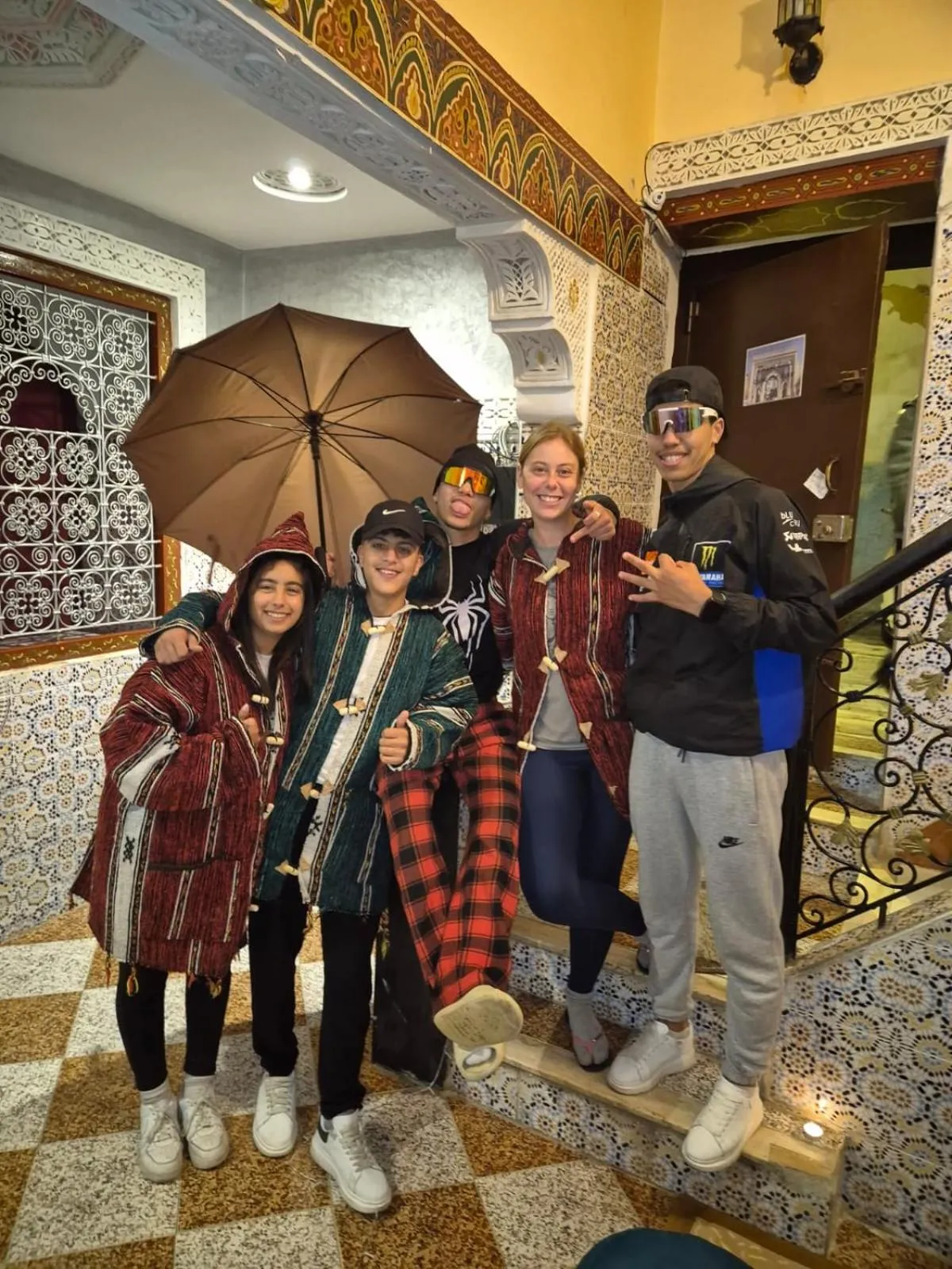 People in la Kasbah salam
