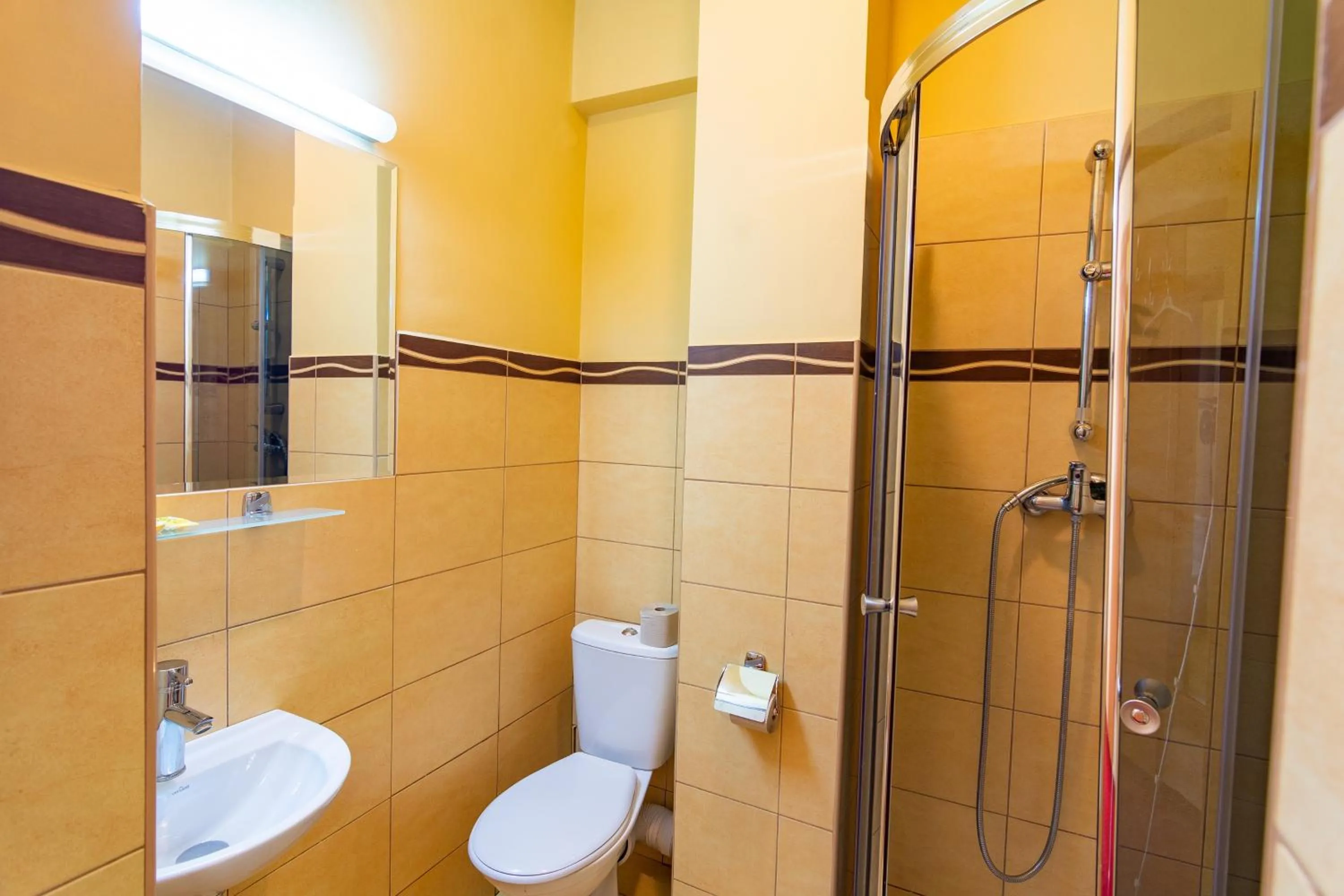 Shower in Dom Sportowca Błonie - MOSiR