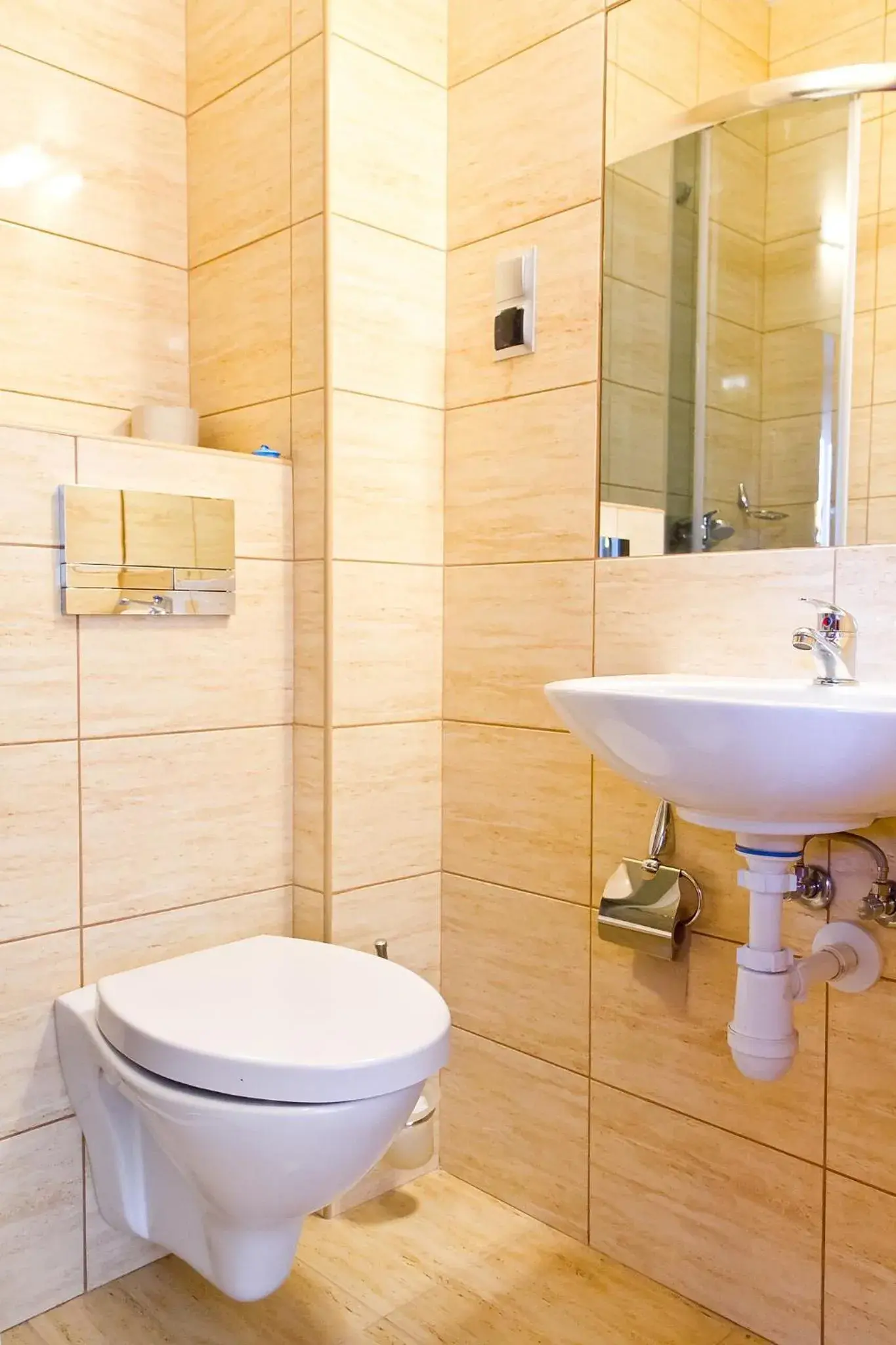Twin Room with Private Bathroom - single occupancy in Dom Sportowca Błonie - MOSiR Twin Room with Private Bathroom - single occupancy in Dom Sportowca Błonie - MOSiR