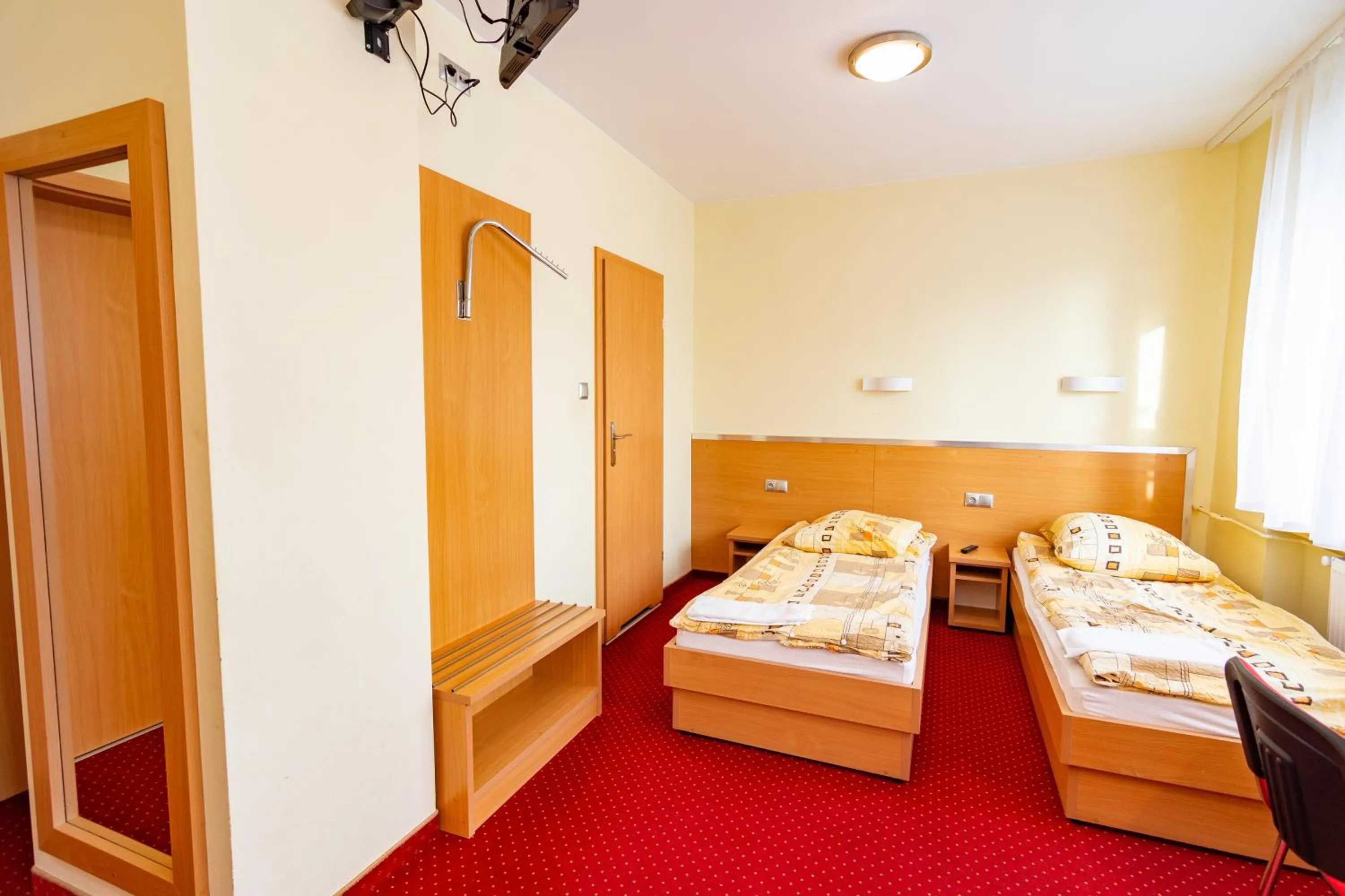 Bed in Dom Sportowca Błonie - MOSiR