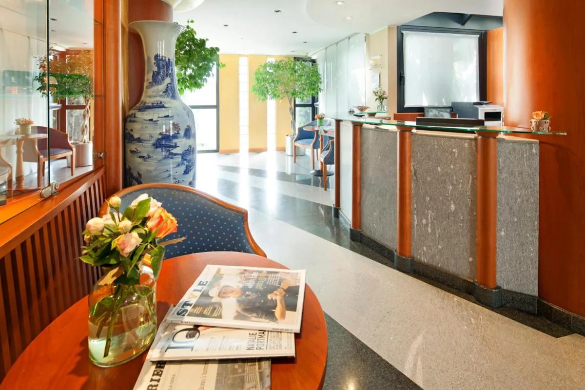 Lobby or reception in Arosio Hotel