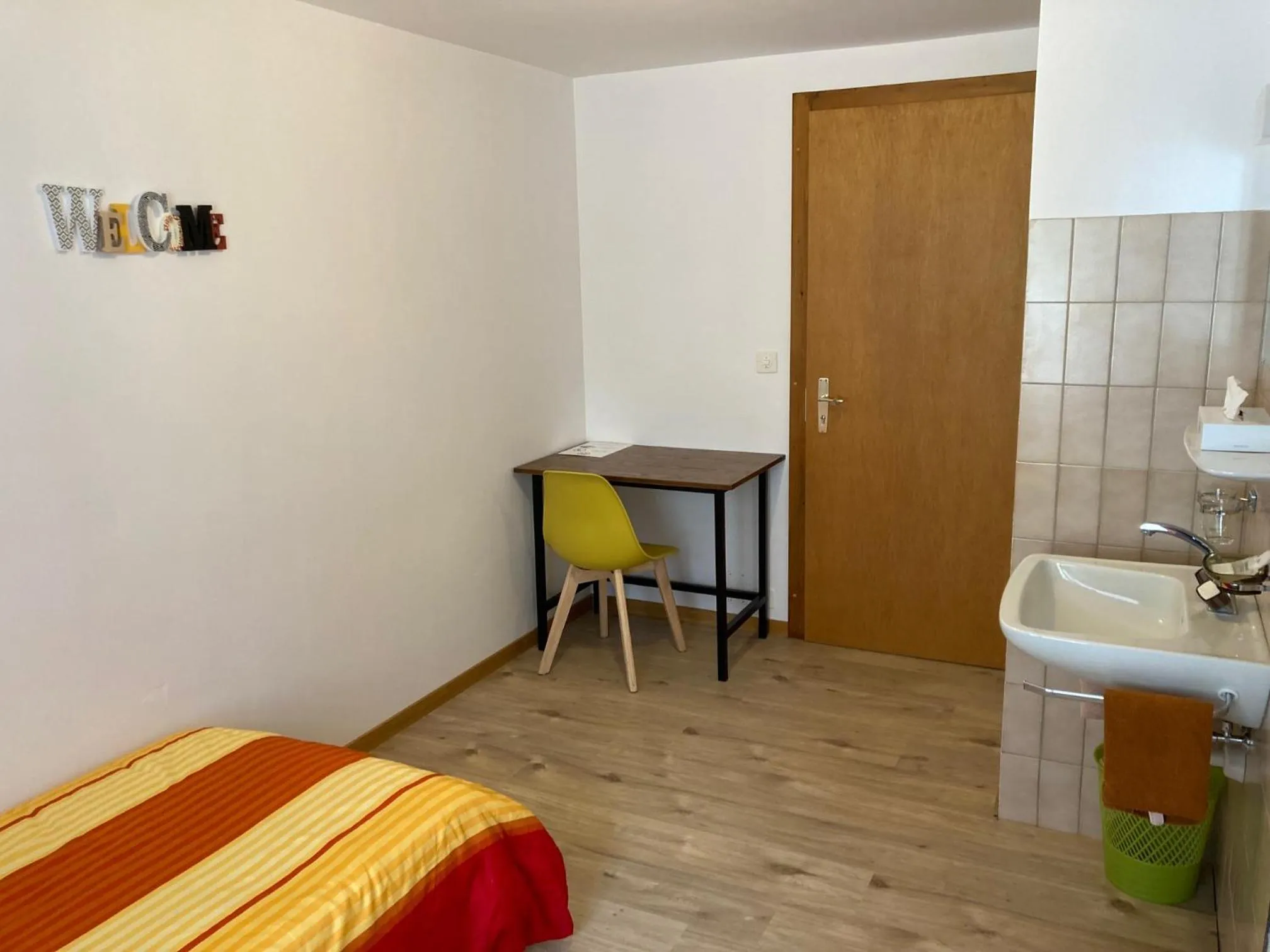 Bed in Hôtel du Gd-St-Bernard