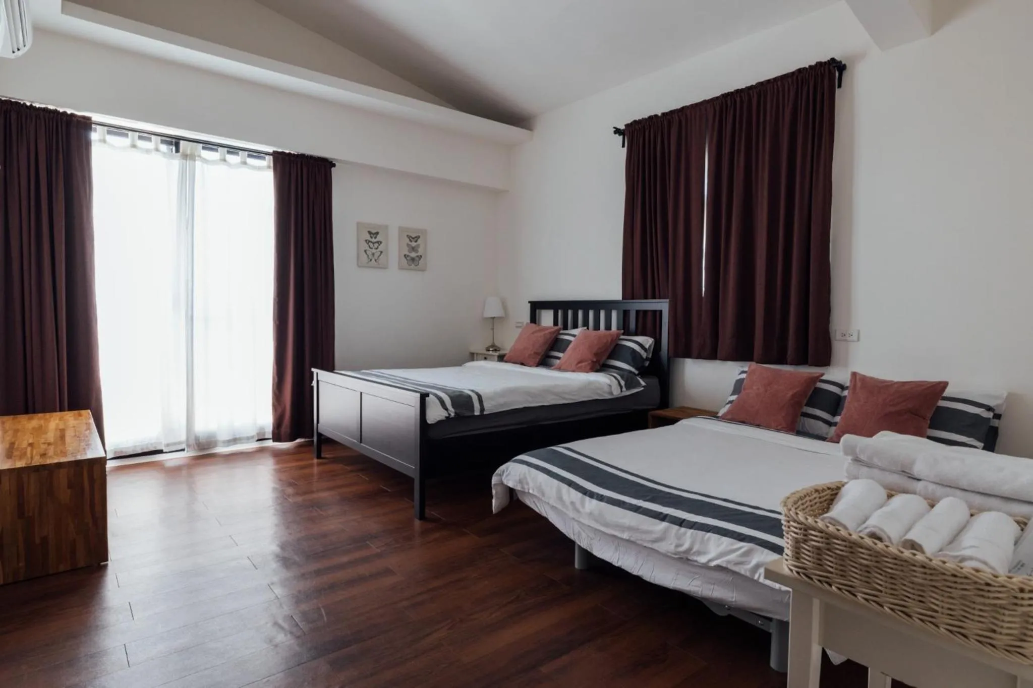 Bed in 5963 Turn Right B&B