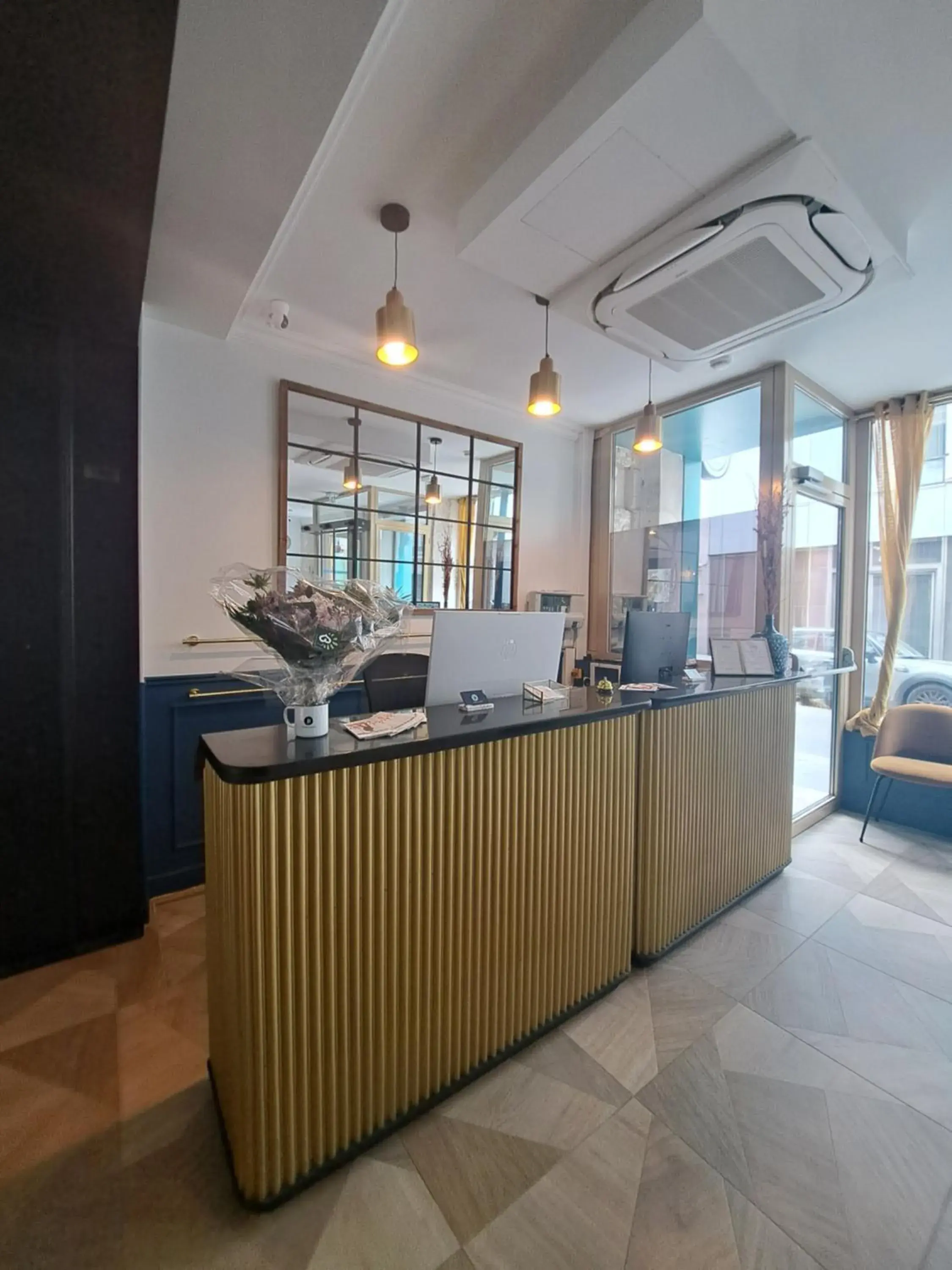 Lobby or reception in District Nation Lobby or reception in District Nation