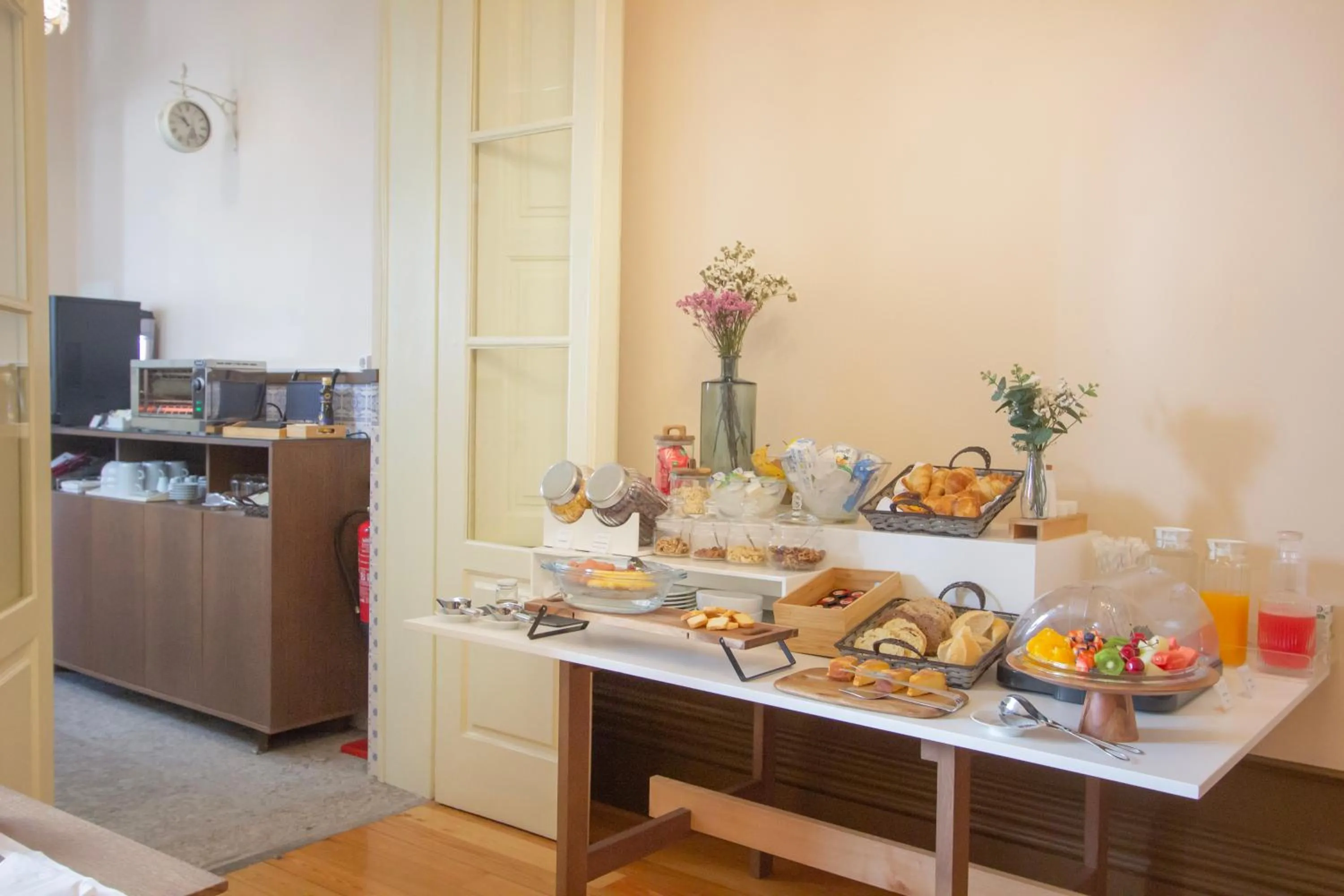 Coffee/tea facilities in Dom José Alojamentos by Guestify