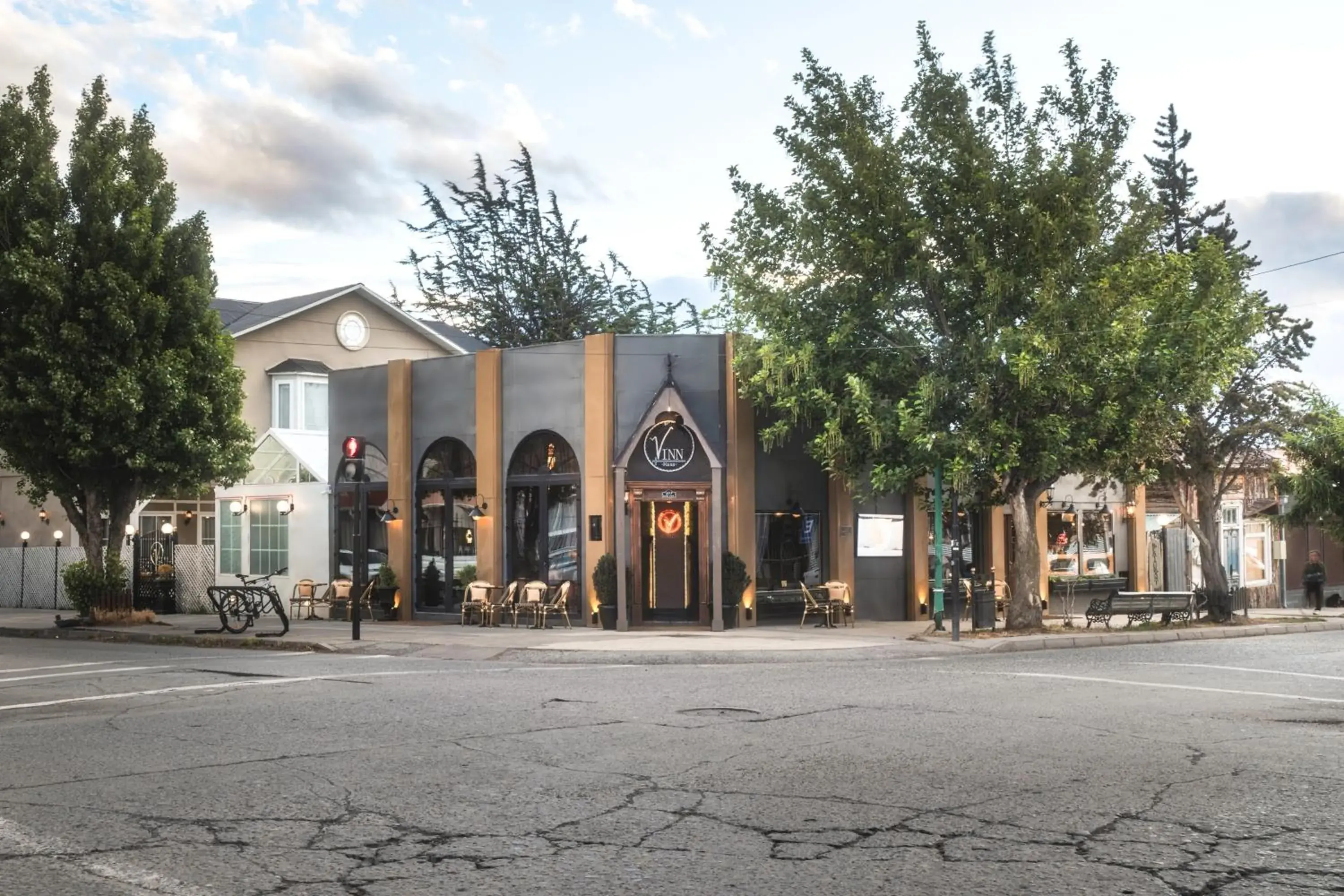 Property building in Vinnhaus Property building in Vinnhaus