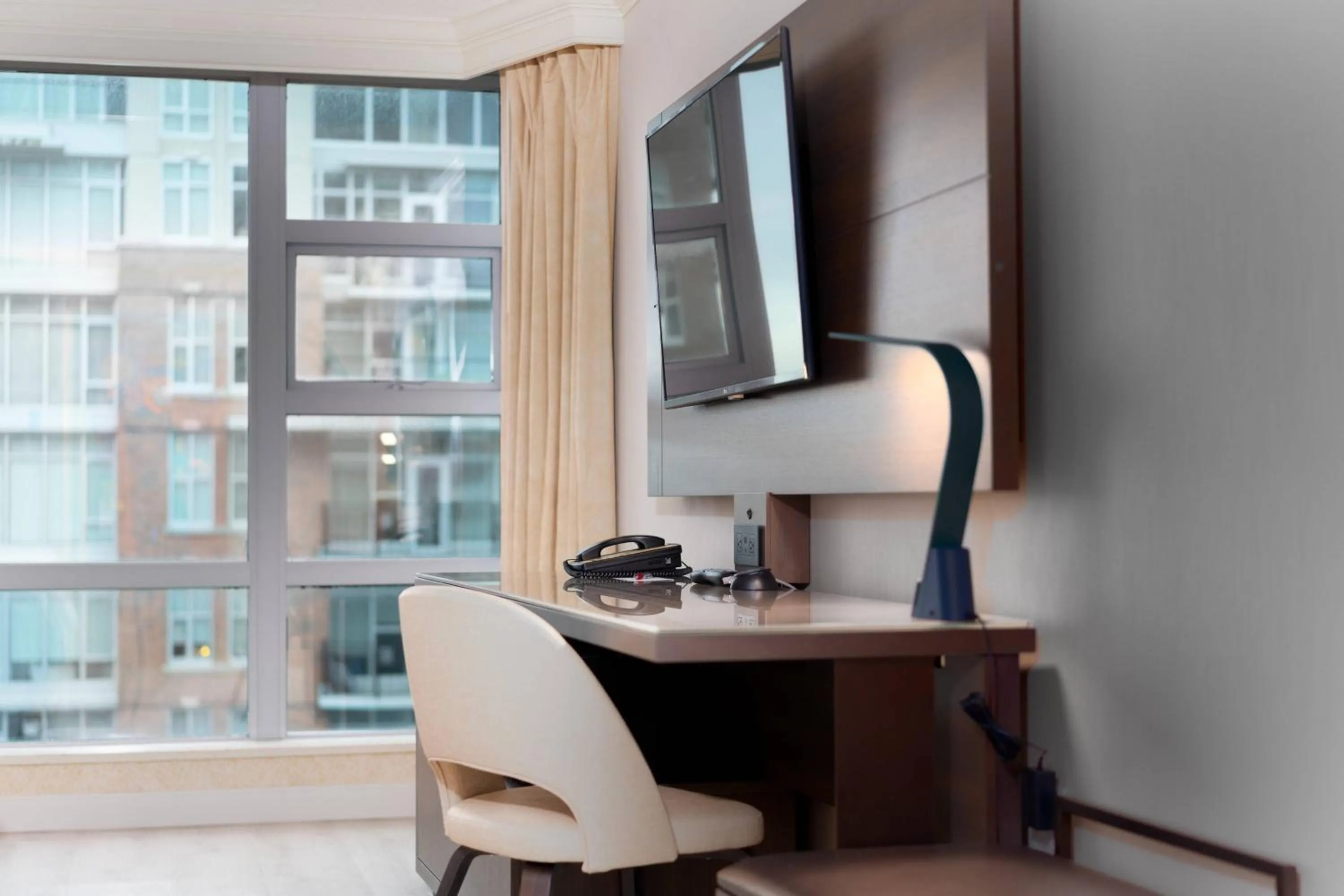 Bedroom in Victoria Marriott Inner Harbour