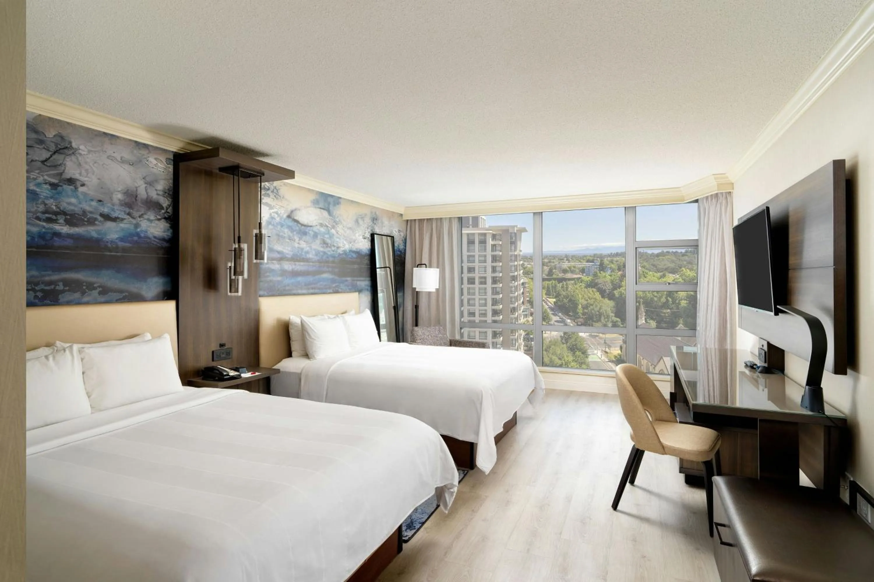 Lounge or bar, Bed in Victoria Marriott Inner Harbour