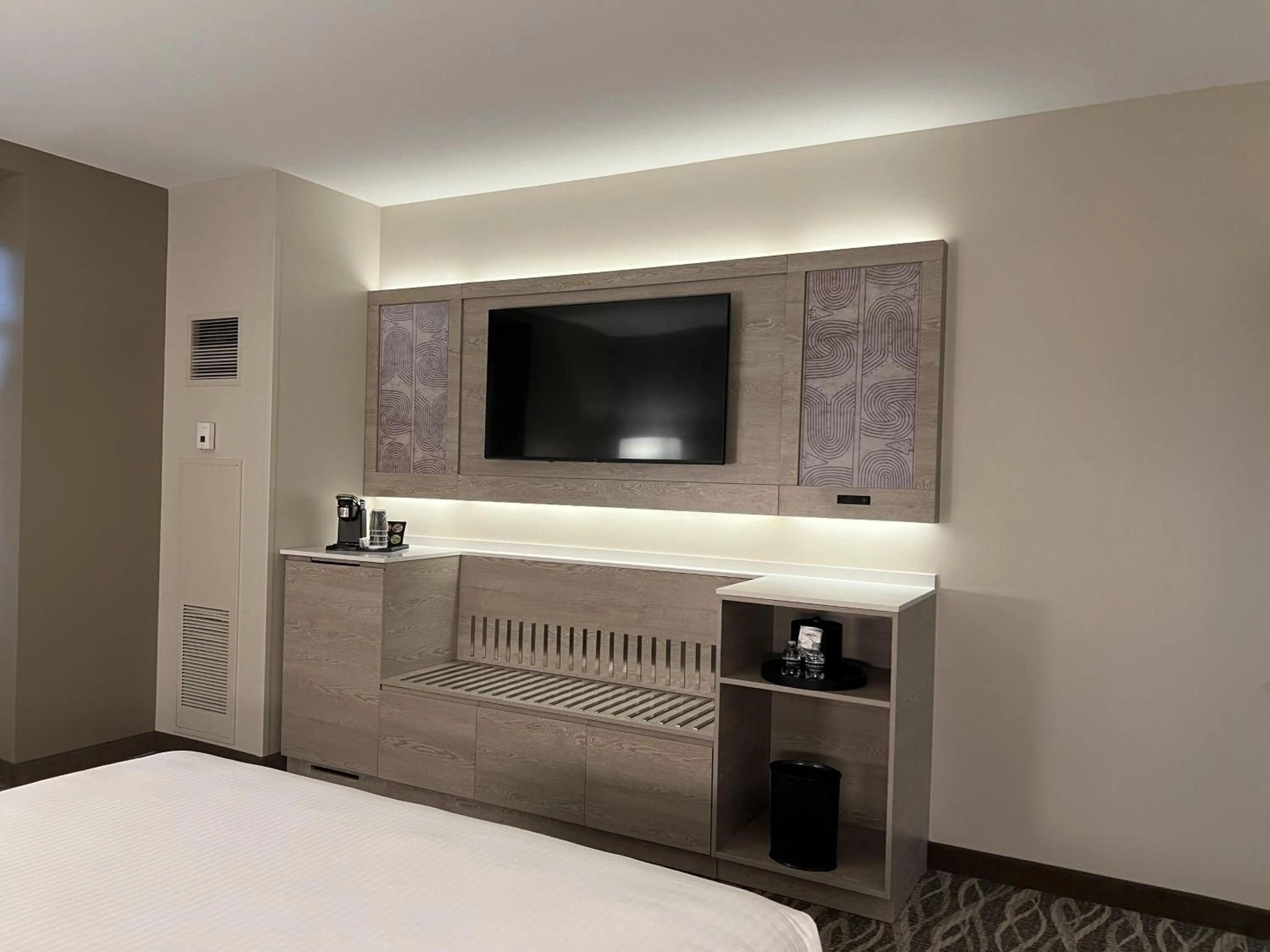 Standard King Room in Cherokee Casino West Siloam Springs Resort