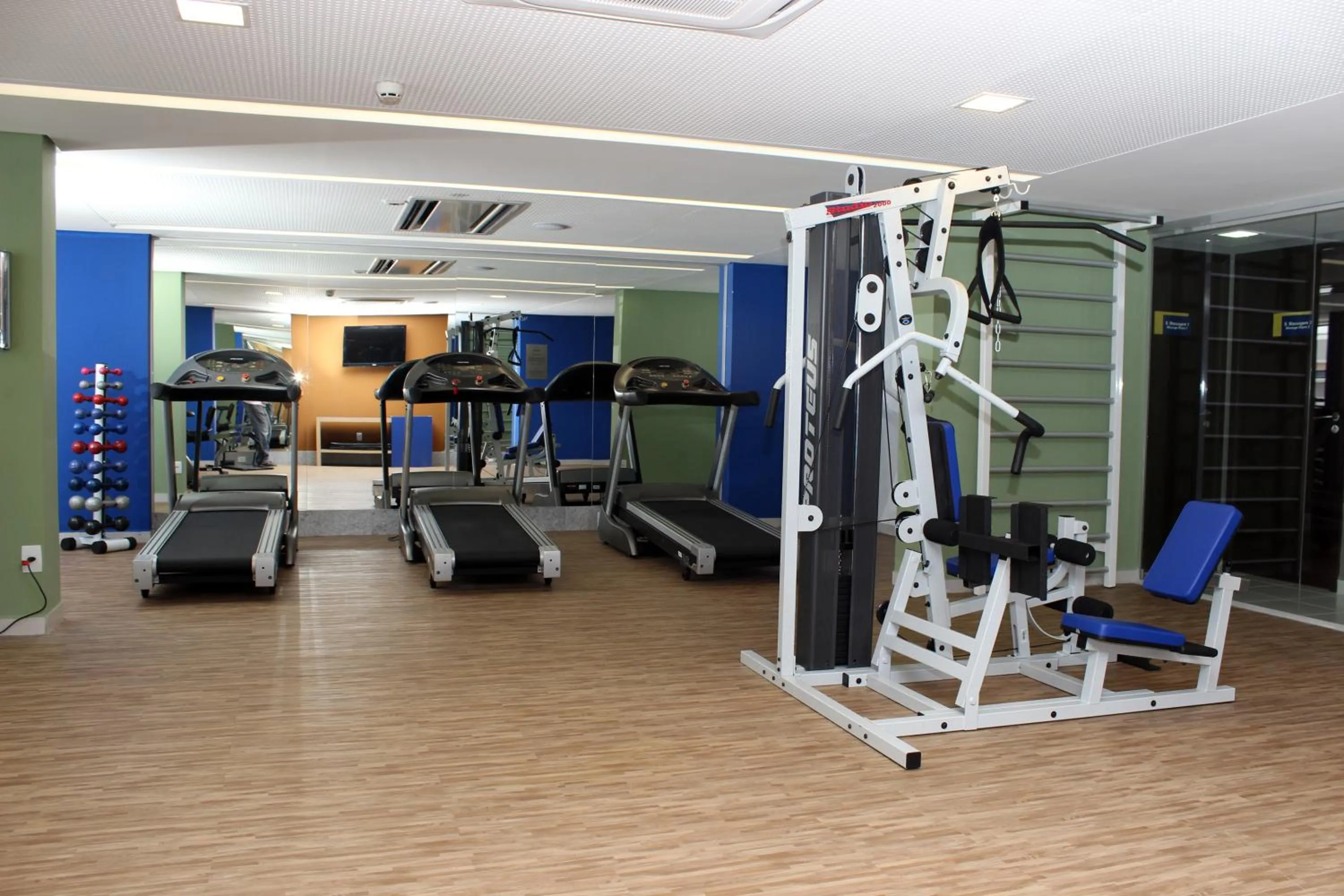 Flat Beach Class Executive