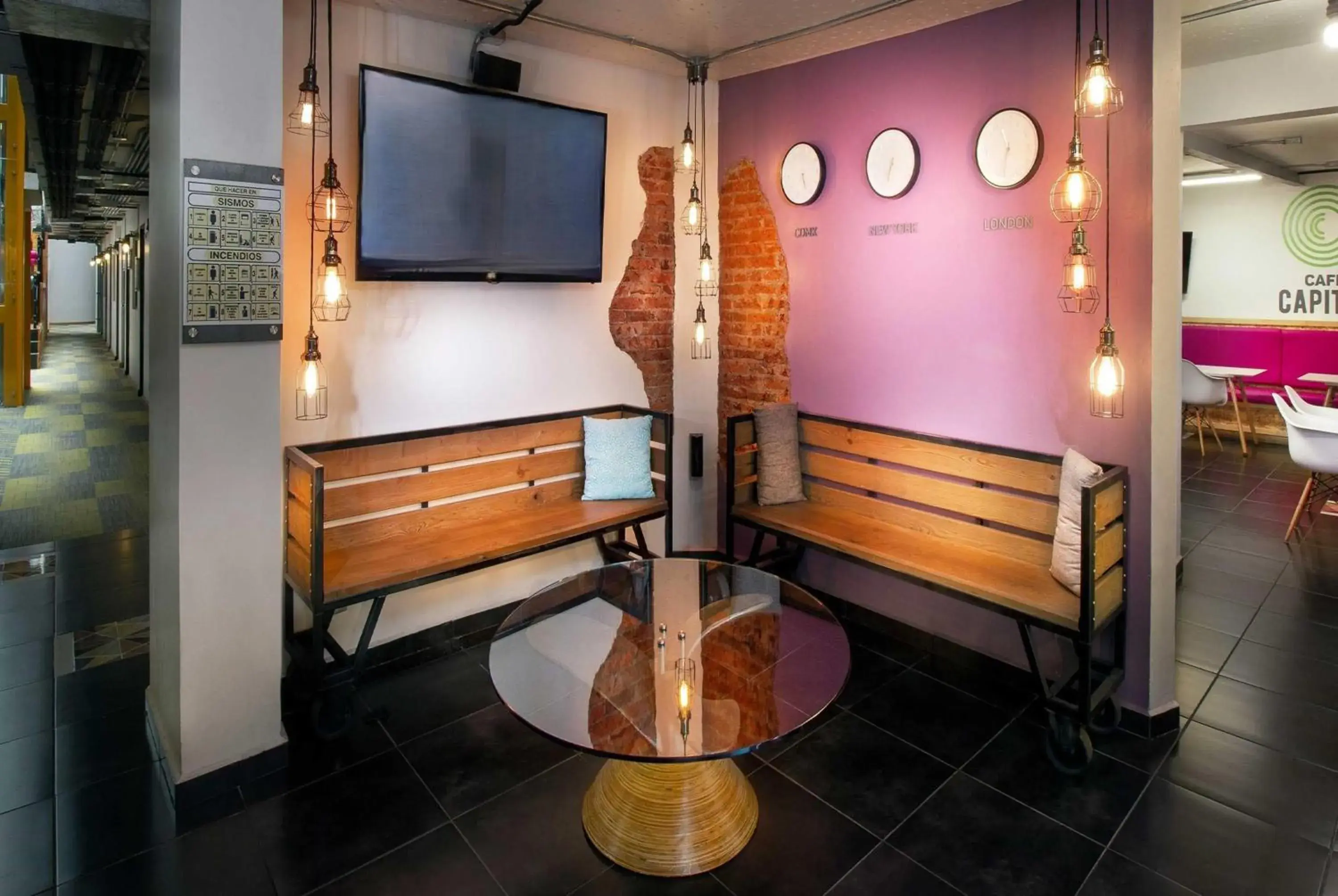 Lobby or reception in Hotel MX mas roma CDMX, Trademark Collection by Wyndham Lobby or reception in Hotel MX mas roma CDMX, Trademark Collection by Wyndham