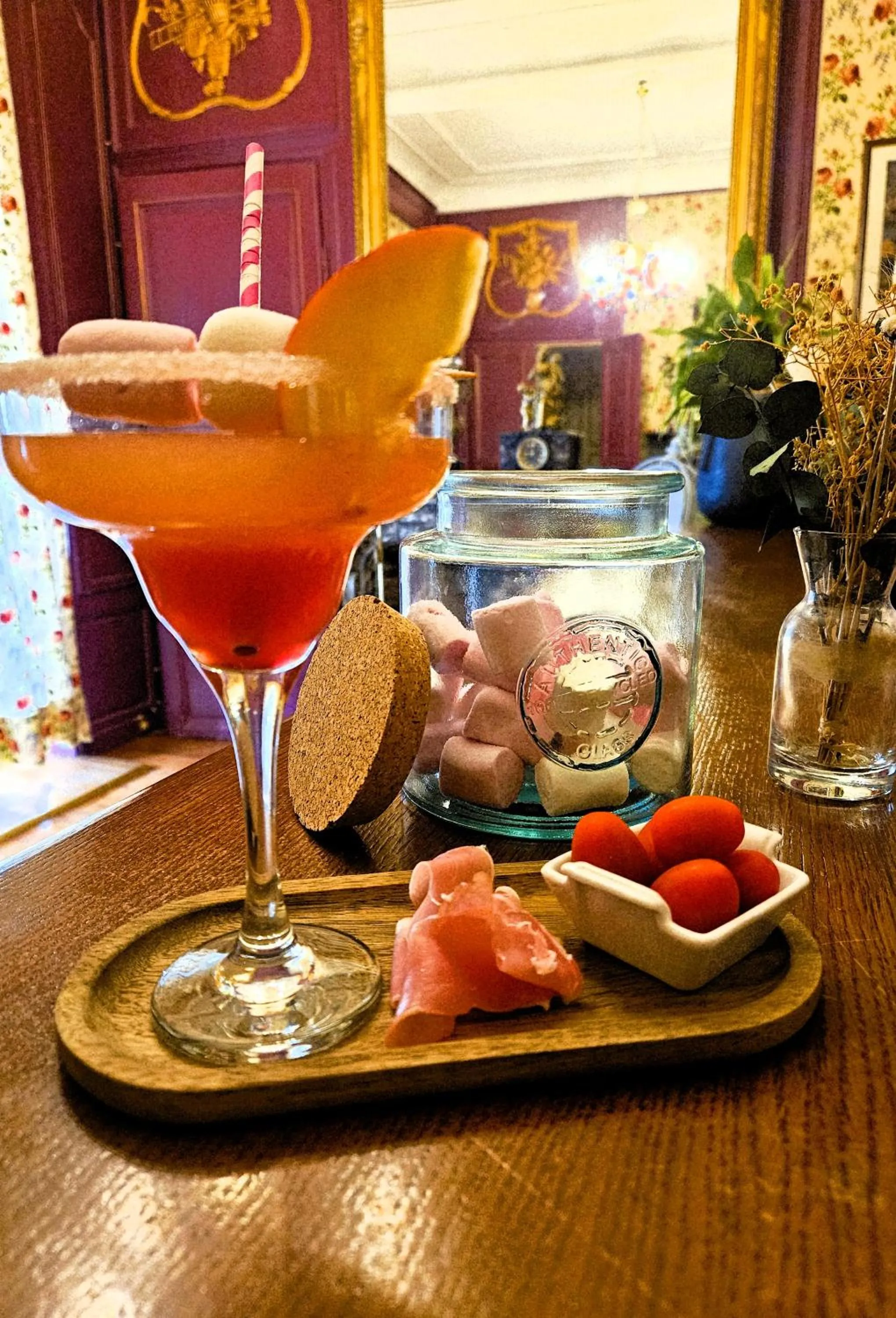 Lounge or bar in Châtellerie De Schoebeque