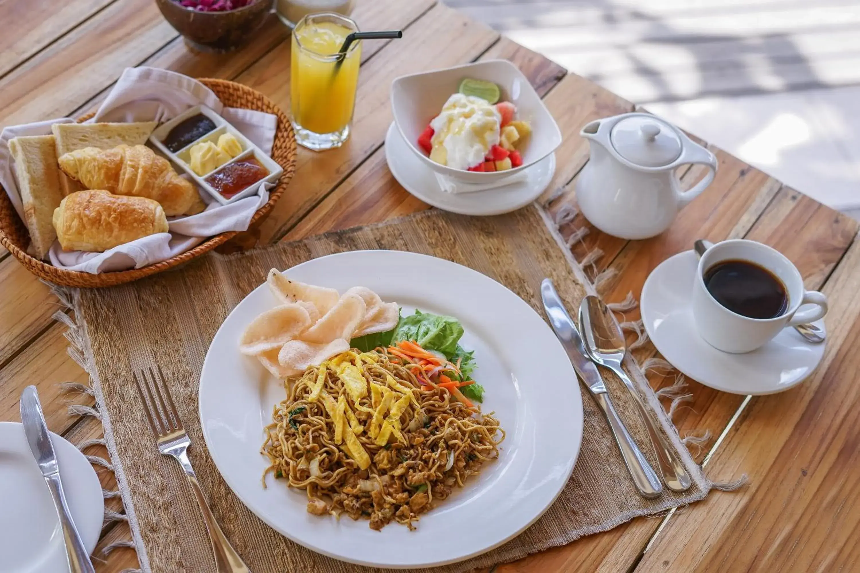 Breakfast in La Berceuse Resort and Villa Nusa Dua by Taritiya Collection Breakfast in La Berceuse Resort and Villa Nusa Dua by Taritiya Collection