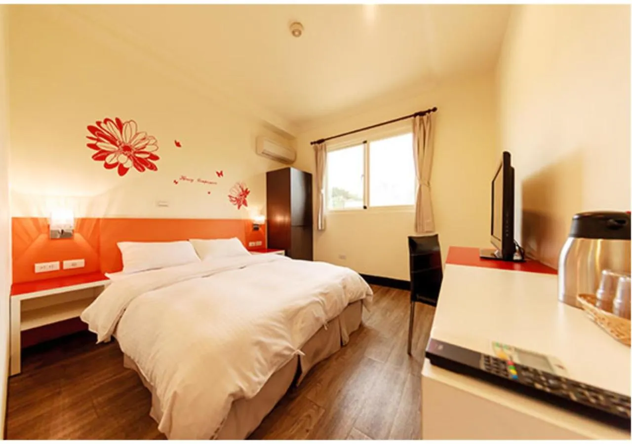 Bed in Backpacker B&B