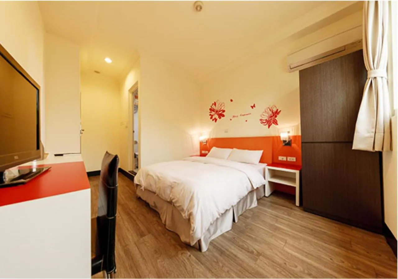 Bed in Backpacker B&B