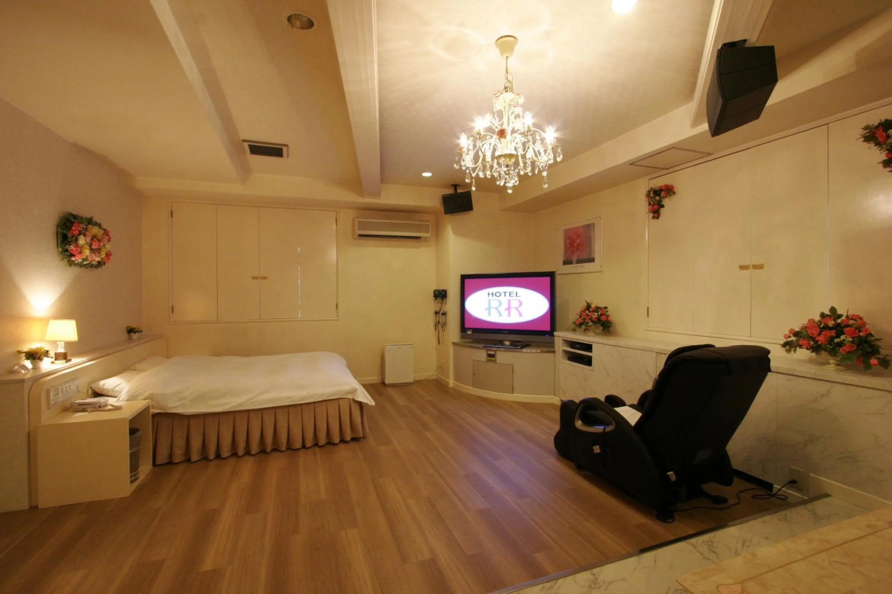 Photo of the whole room, Bed in Hotel RR (Adult Only)