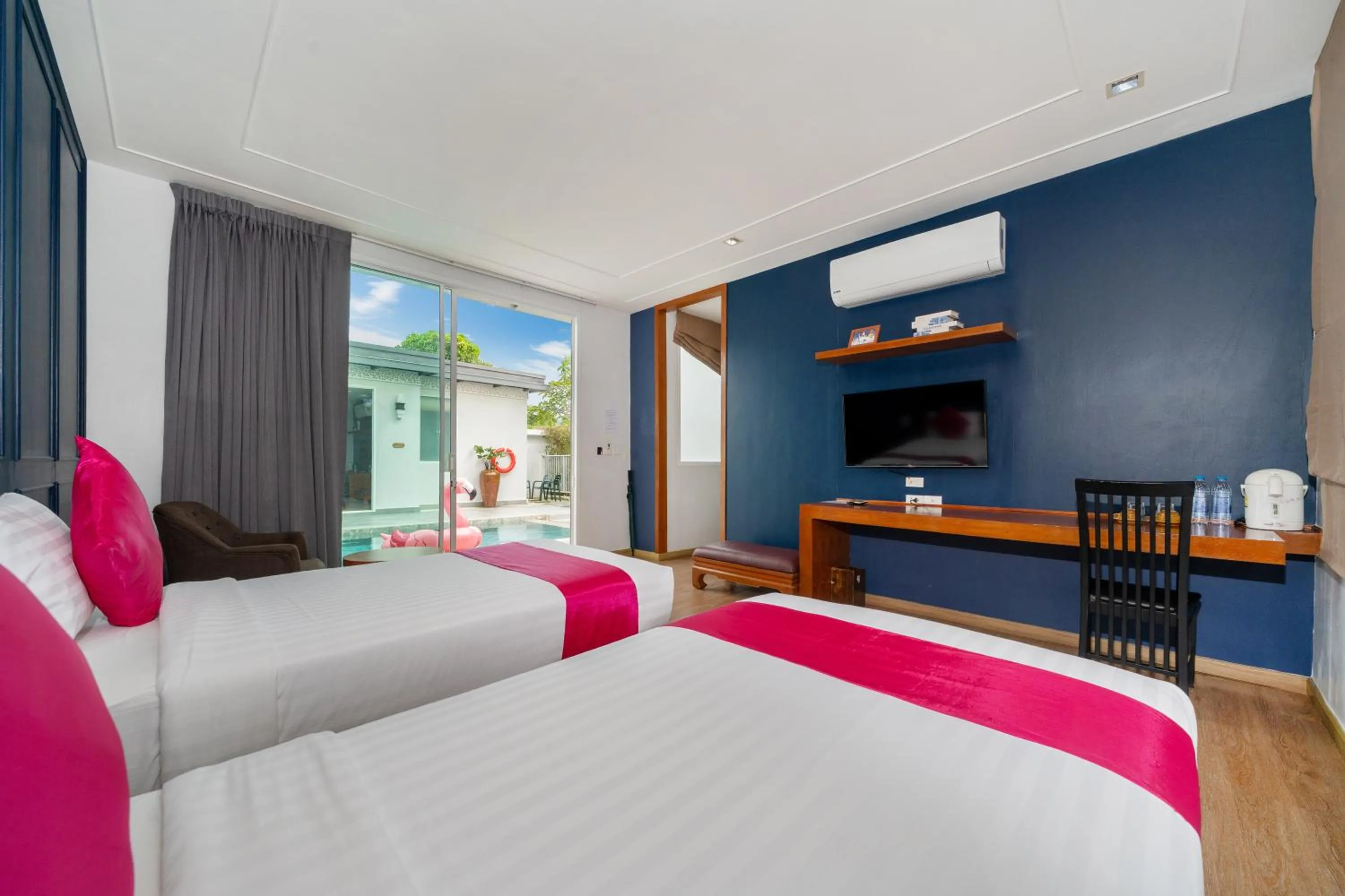 Bedroom, Bed in Phuket La Siesta Pool Villas & Pool Access Rooms