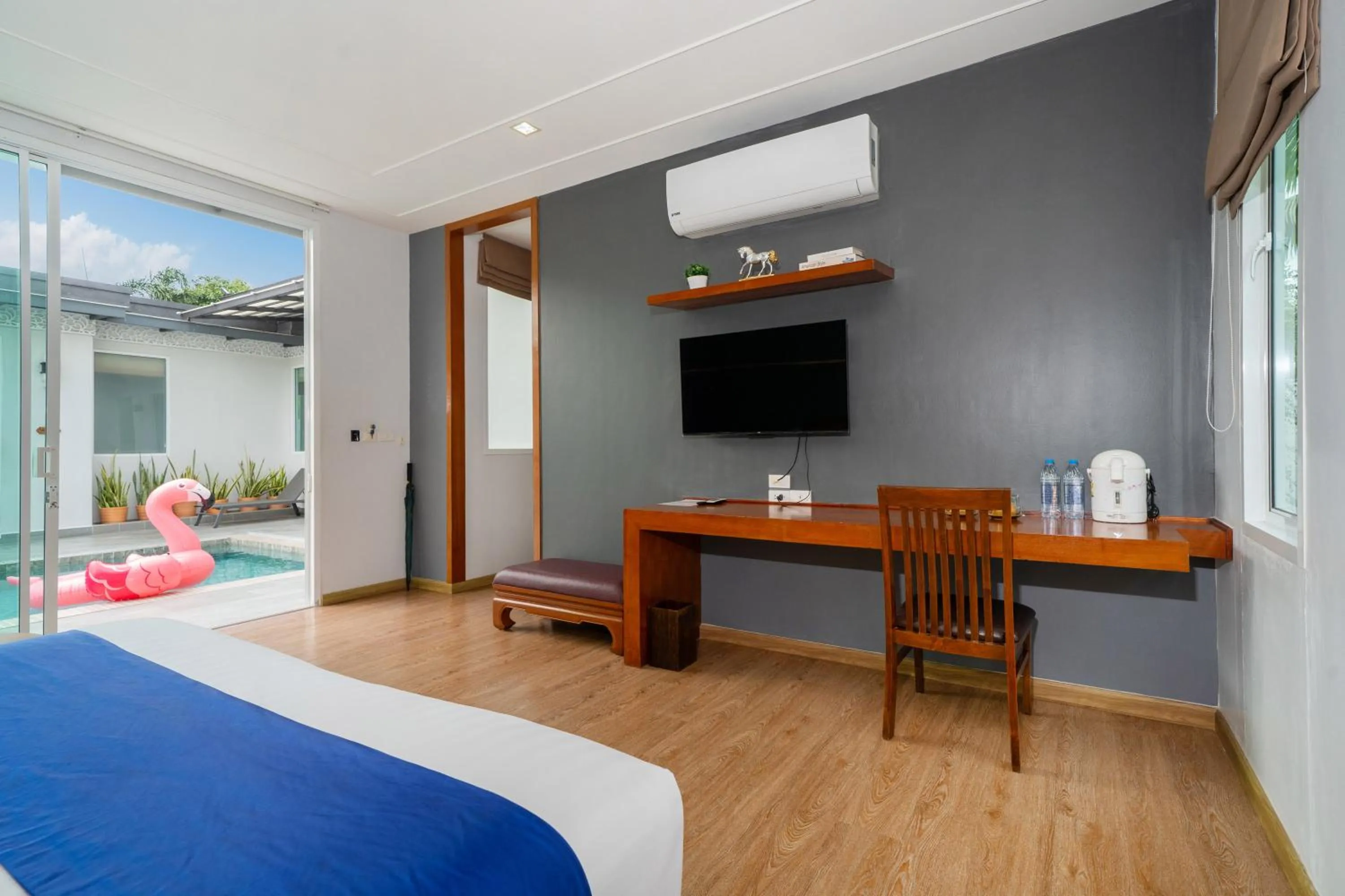 Bedroom, Bed in Phuket La Siesta Pool Villas & Pool Access Rooms
