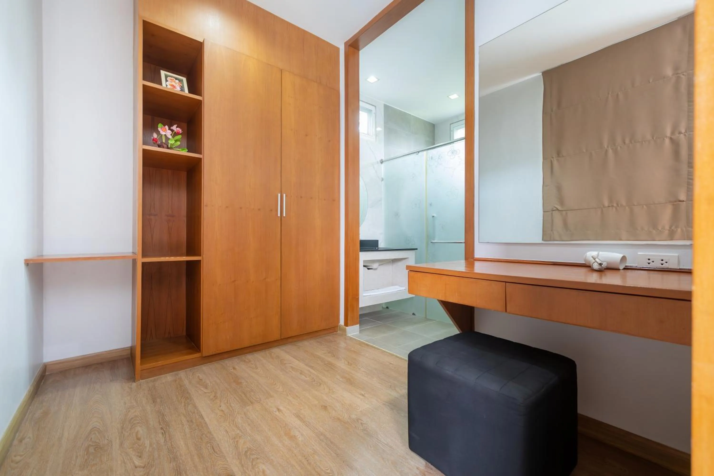 wardrobe in Phuket La Siesta Pool Villas & Pool Access Rooms