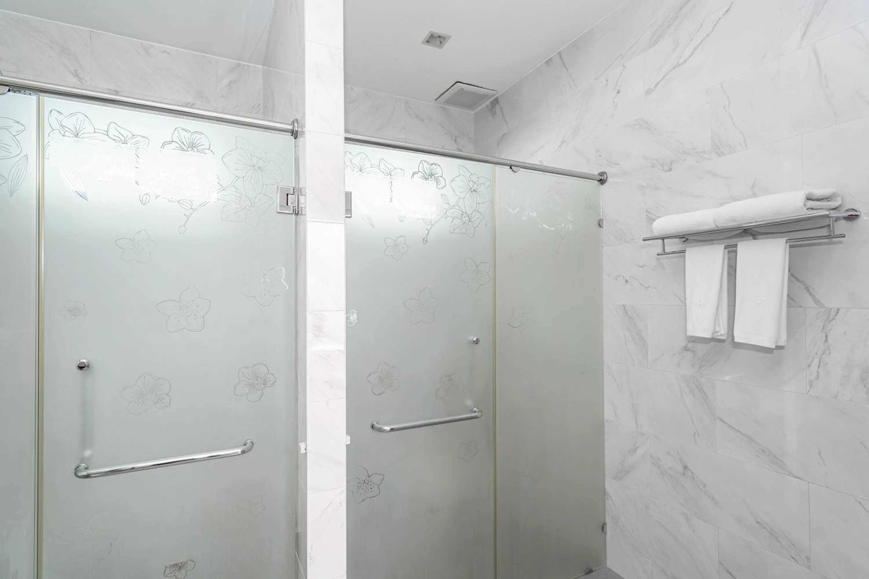 Shower in The Orchid Villa