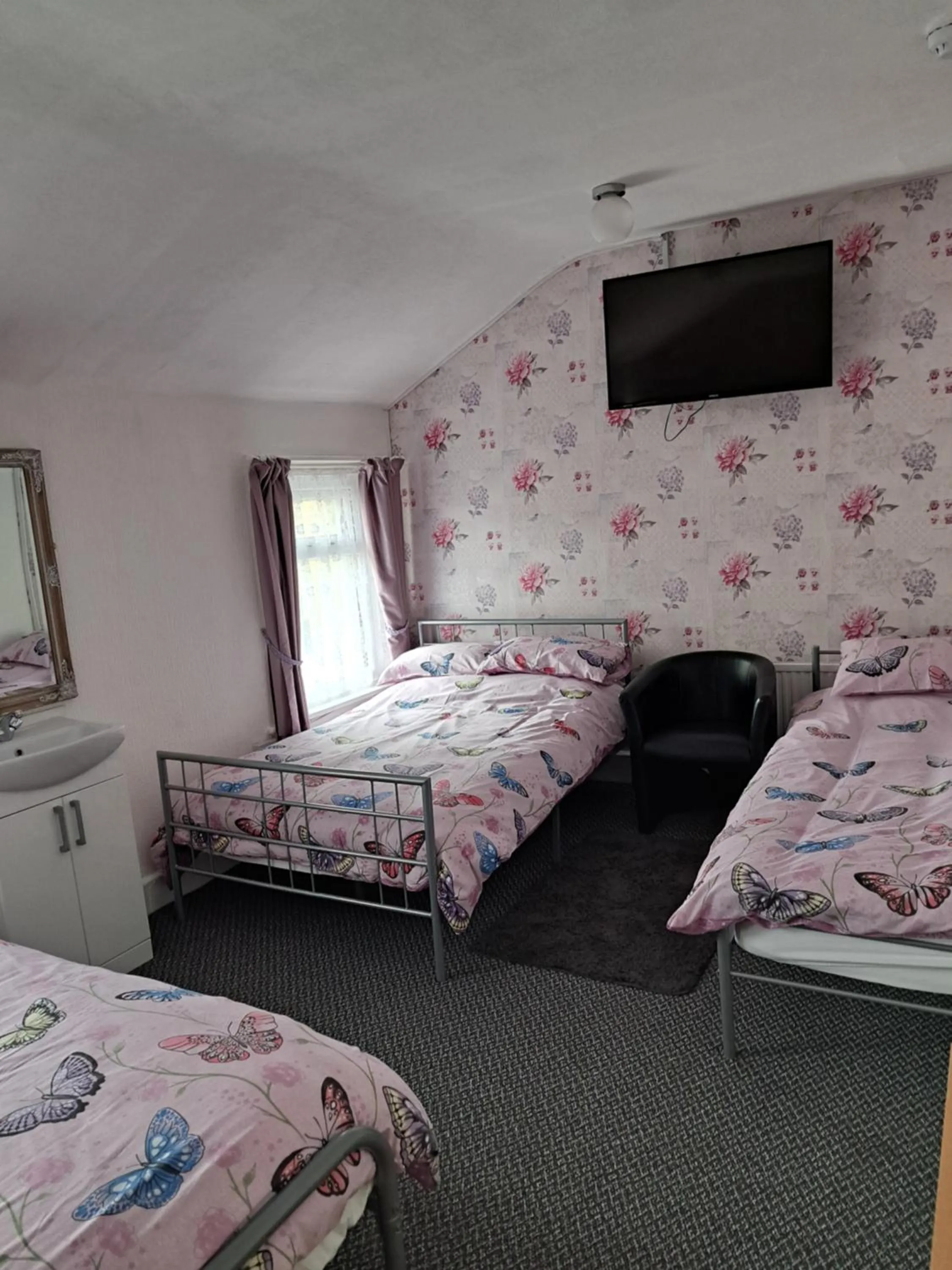 Bed in Montgomery Hotel