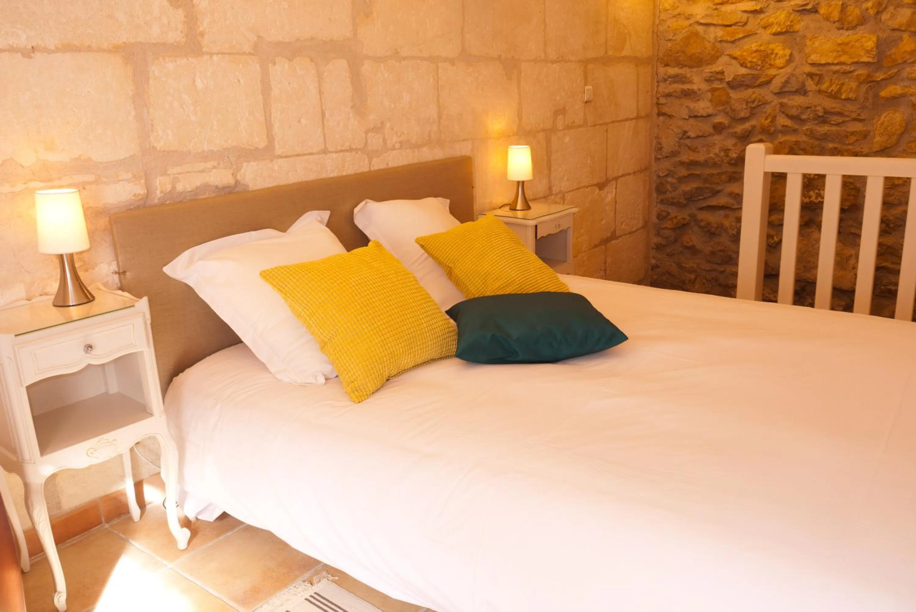 Property building, Bed in La maison de Fanny - Au coeur d'Arles