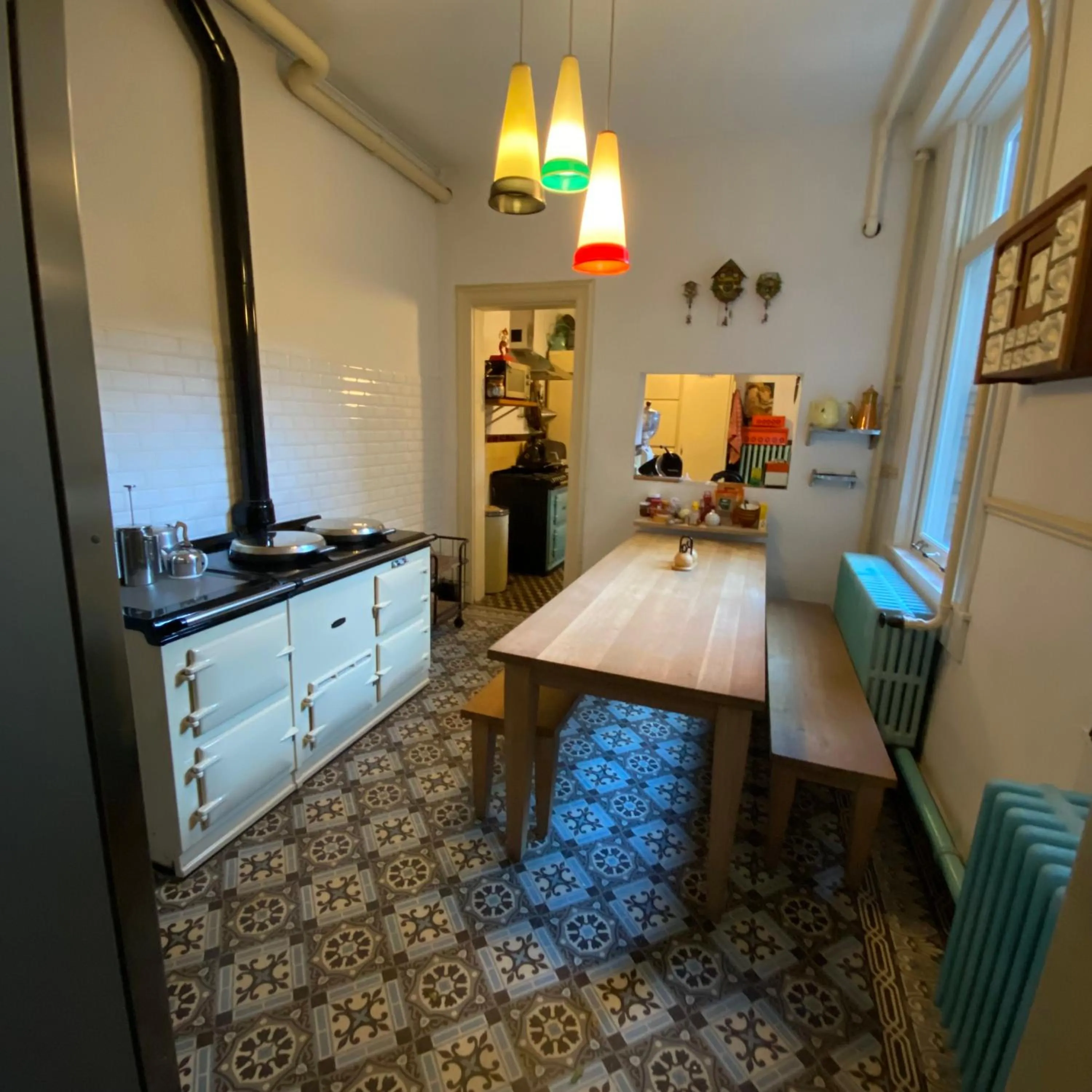 Restaurant/places to eat in Lunatree